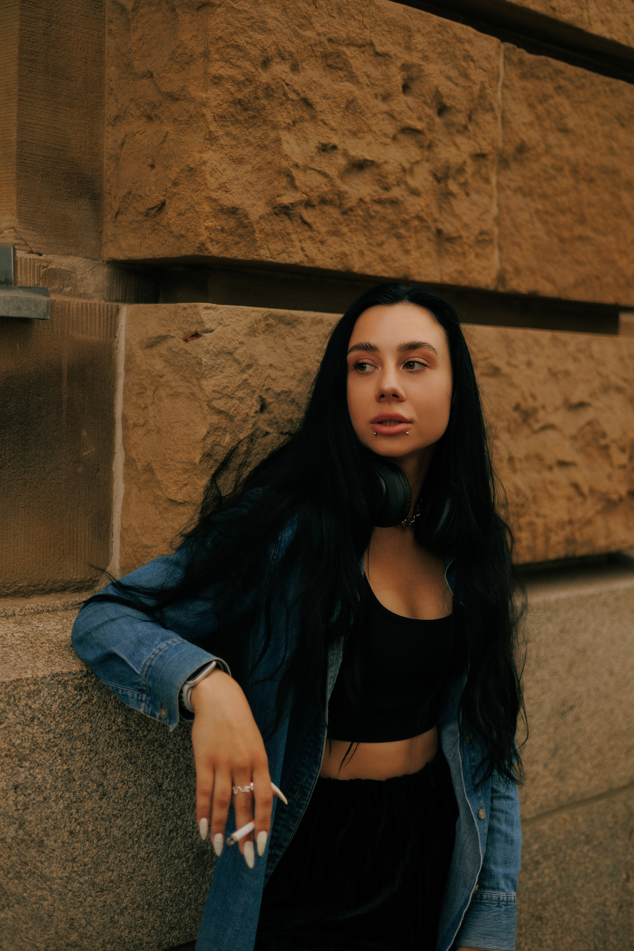 Urban Energy — Street Portraits in Natural Light. Confident, Bold & Cinematic. Kristina Kozheltsova- Soulful Portrait&Lifestyle&Love Story Photographer in Leipzig, Germany