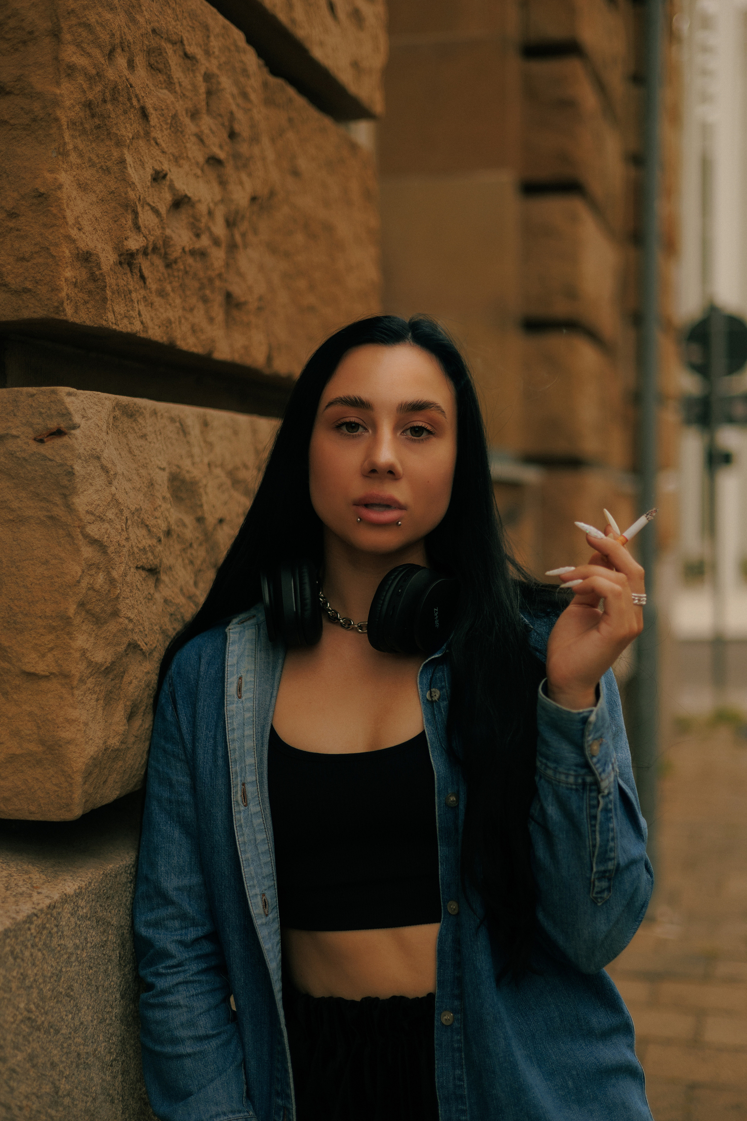 Urban Energy — Street Portraits in Natural Light. Confident, Bold & Cinematic. Kristina Kozheltsova- Soulful Portrait&Lifestyle&Love Story Photographer in Leipzig, Germany