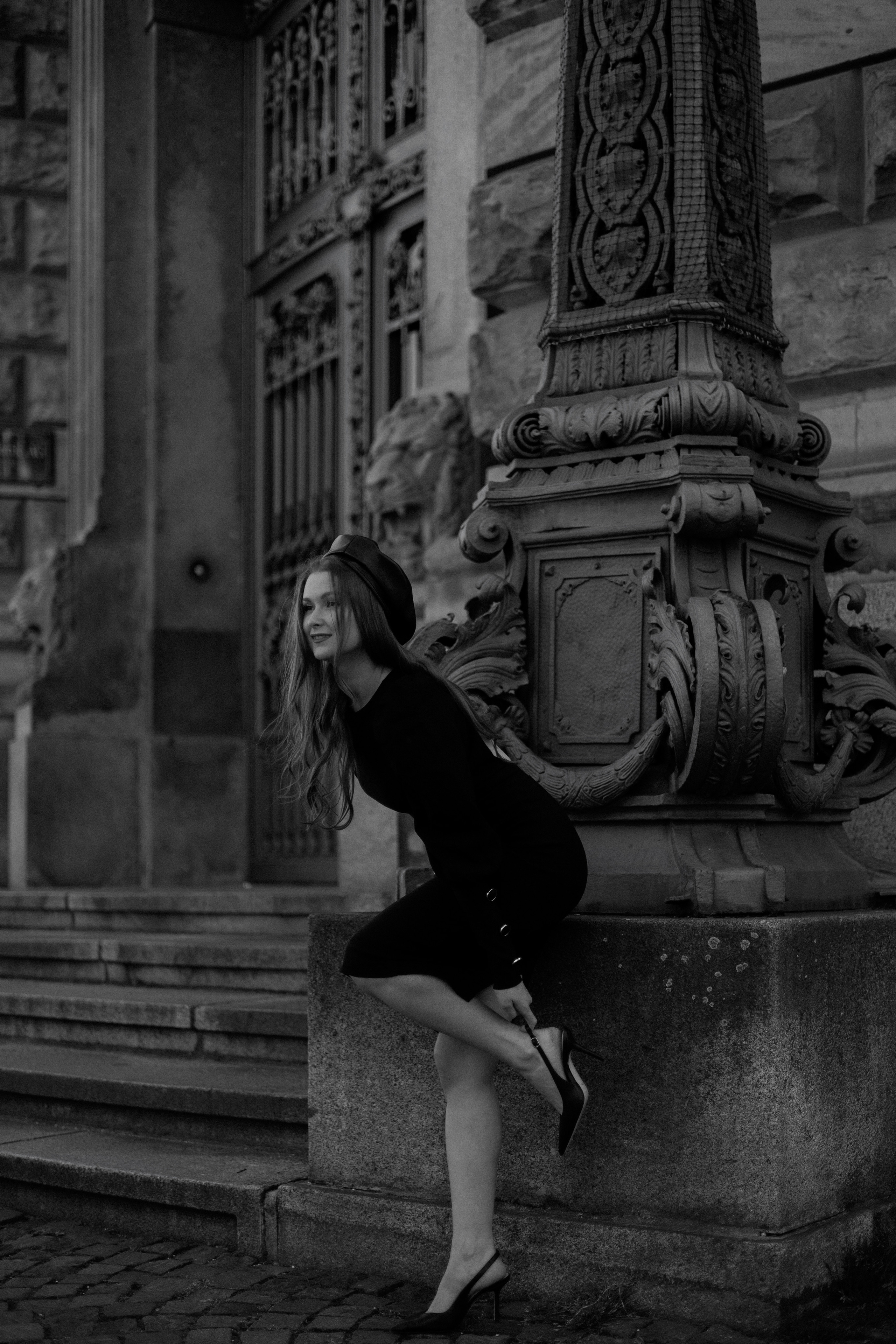 Monochrome Elegance. Black & White City Portraits | Timeless, Strong.Cinematic. Kristina Kozheltsova- Soulful Portrait&Lifestyle&Love Story Photographer in Leipzig, Germany