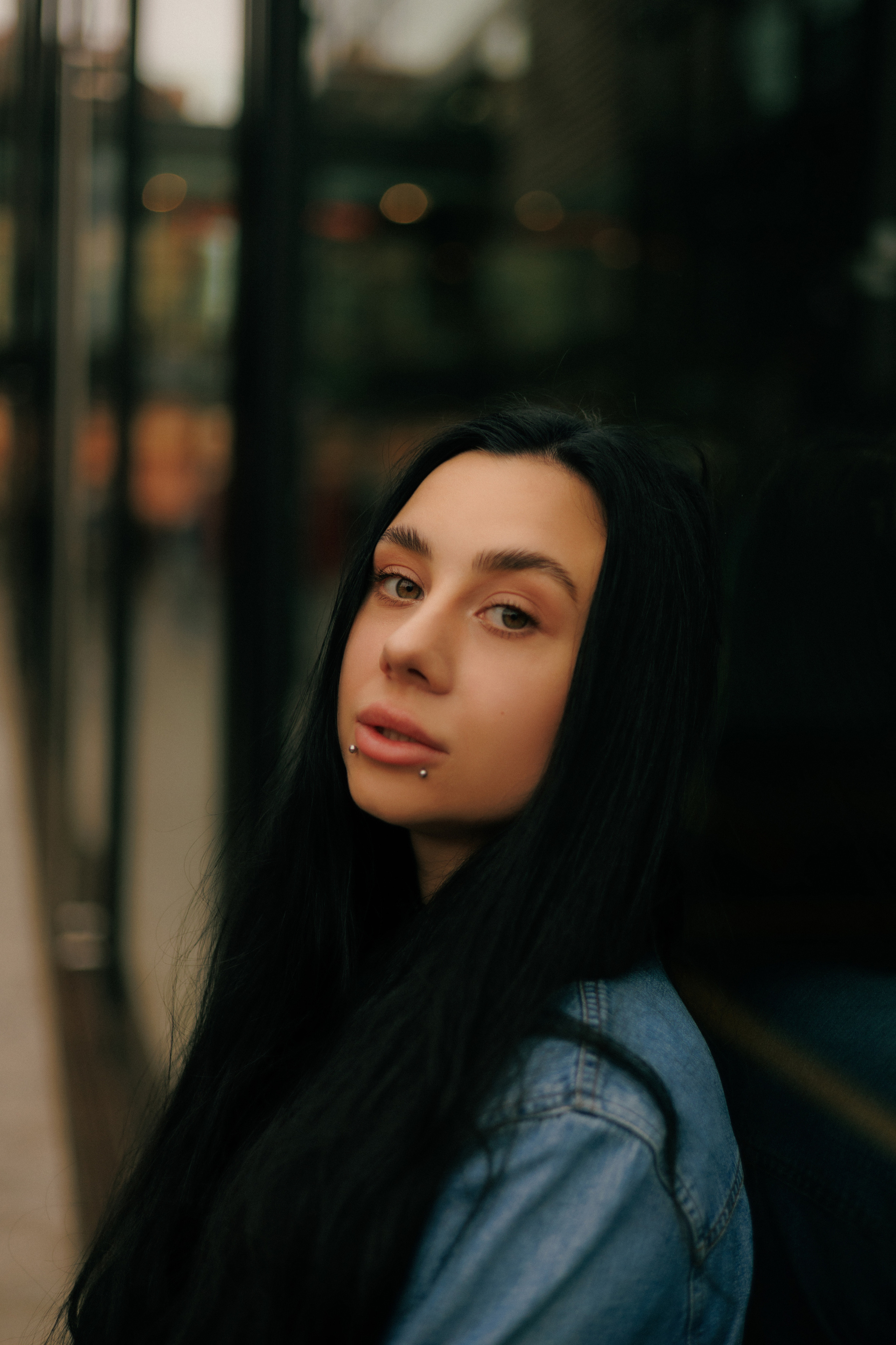 Urban Energy — Street Portraits in Natural Light. Confident, Bold & Cinematic. Kristina Kozheltsova- Soulful Portrait&Lifestyle&Love Story Photographer in Leipzig, Germany