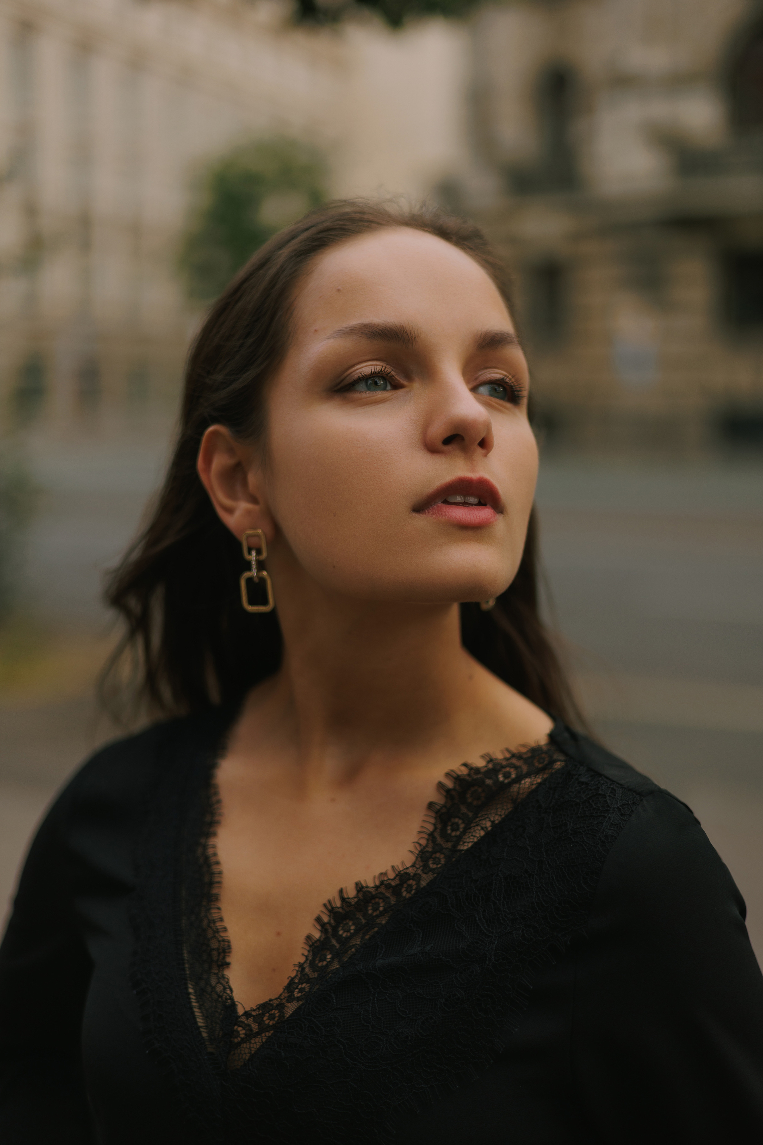 Dark Grace. City Portraits in Black Dress | Elegant, Cinematic. Timeless. Kristina Kozheltsova- Soulful Portrait&Lifestyle&Love Story Photographer in Leipzig, Germany