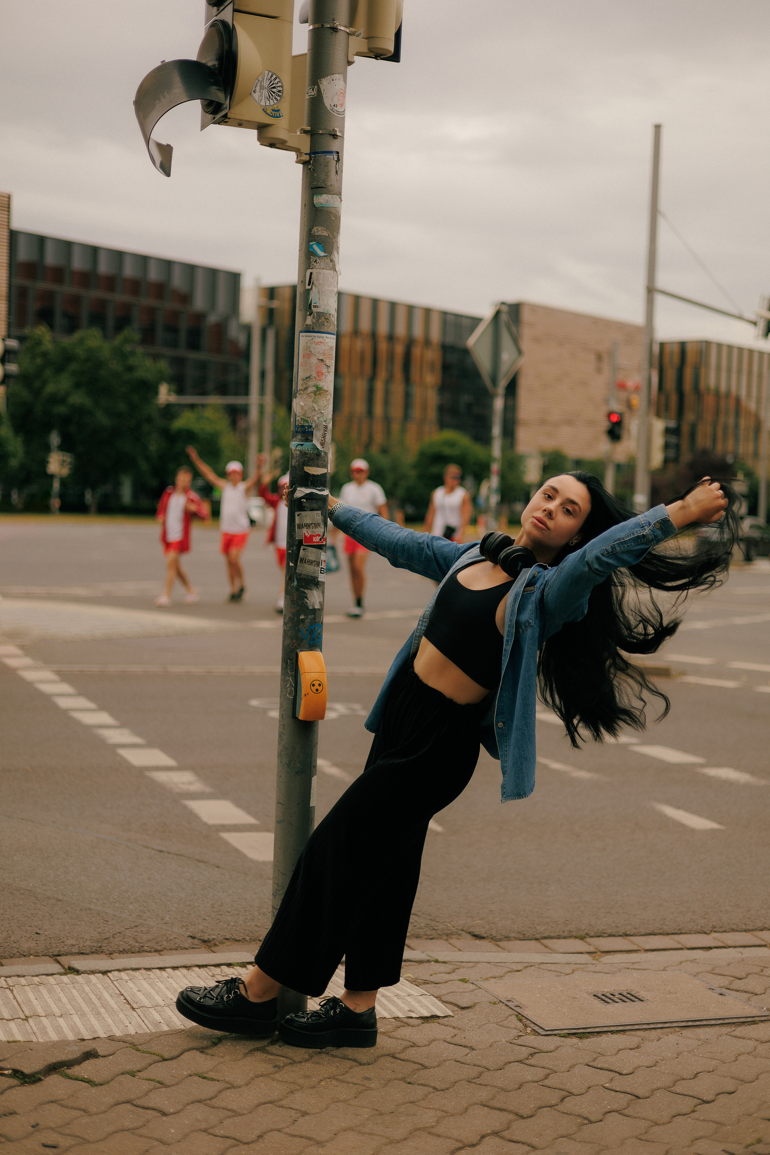 Urban Energy — Street Portraits in Natural Light. Confident, Bold & Cinematic. Kristina Kozheltsova- Soulful Portrait&Lifestyle&Love Story Photographer in Leipzig, Germany