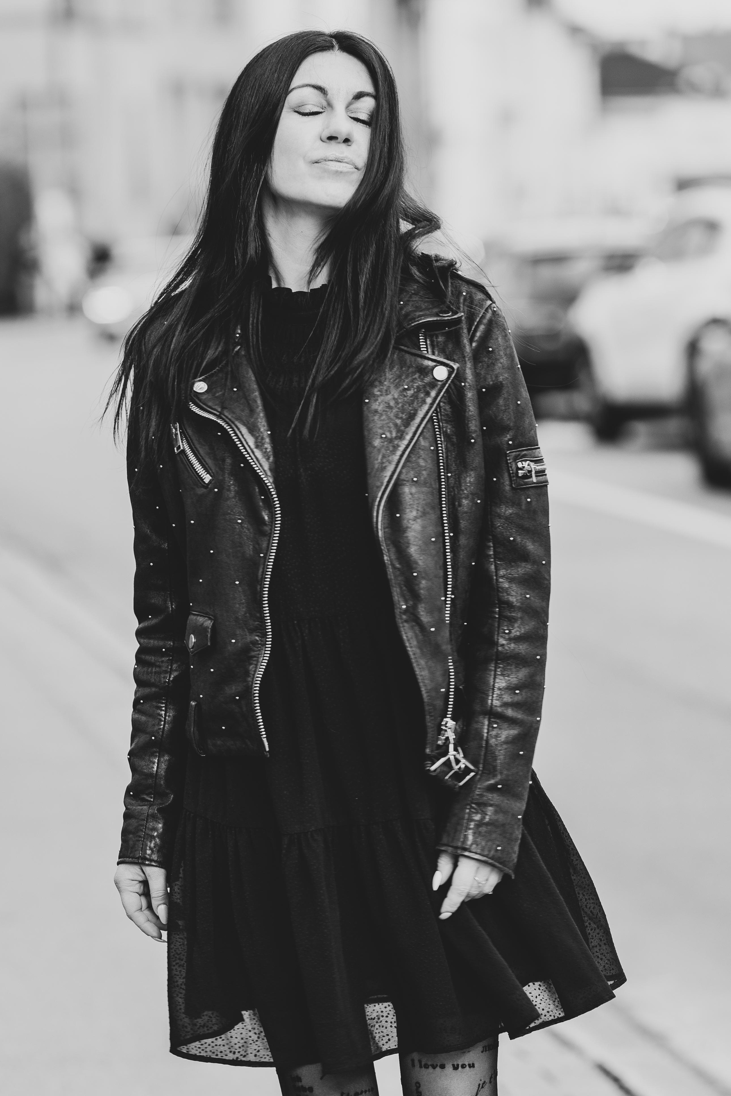 Frauenporträt, Frauenfoto, Porträt, Frauenfotoshooting. Adelya Tomin