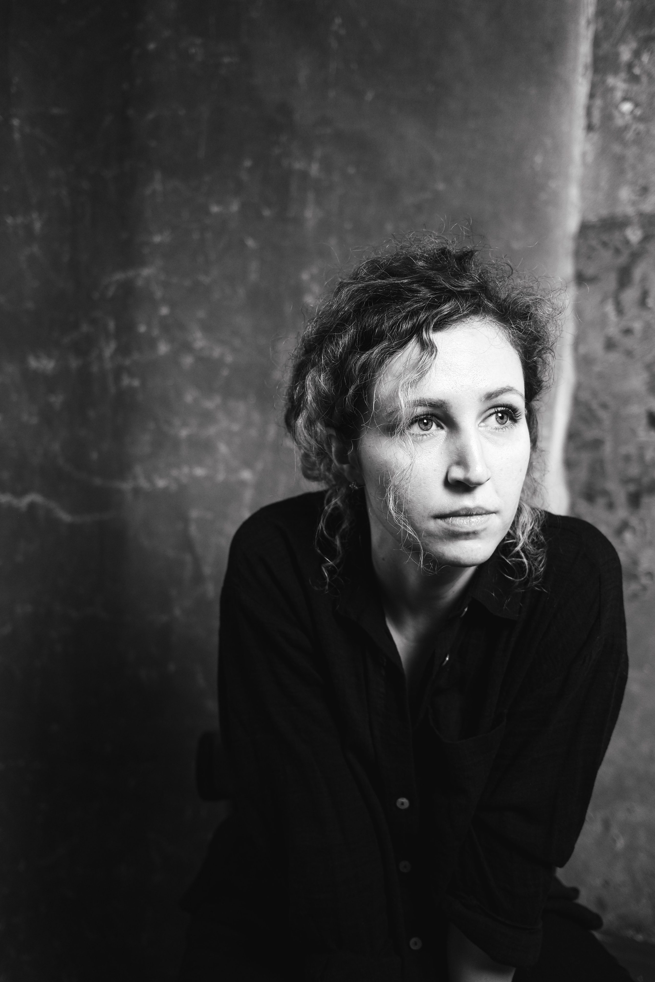 Kristina in the studio. Professional Photographer in Berlin — Portraits, Love Story, Events, F