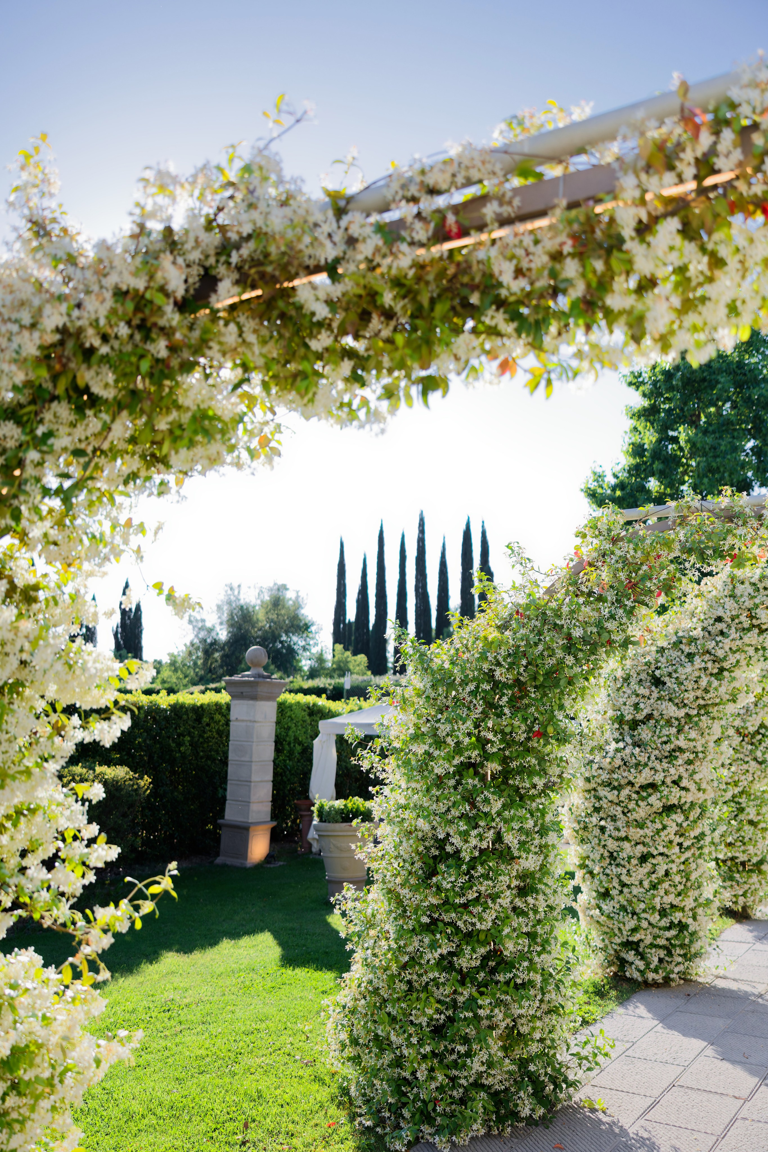 Pizza Party at Tenuta Massini, Florence, Italy. Destination Wedding Photographer — Nikita Burtsev