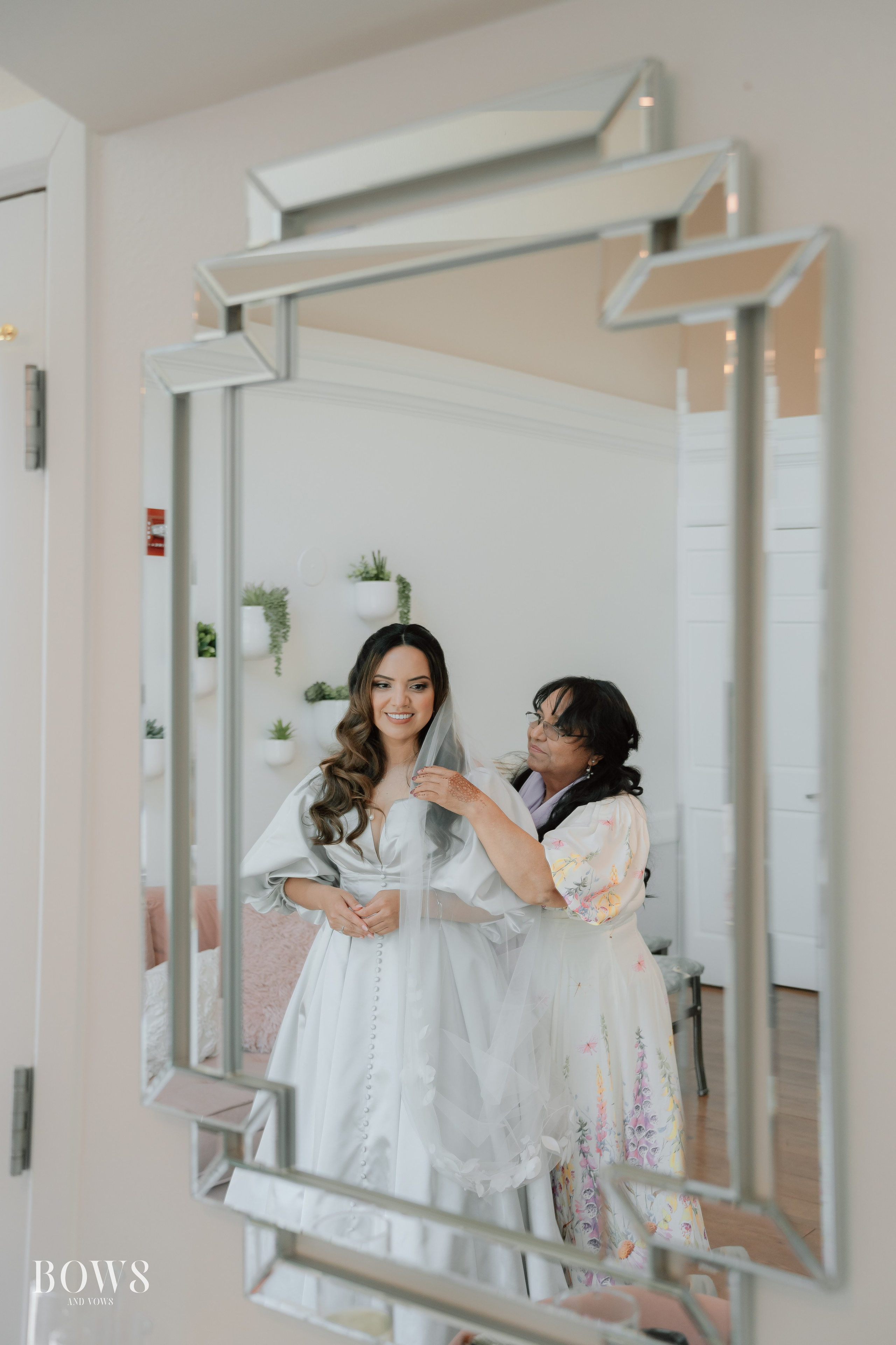 ARAVIND & MARISSA. WEDDING PHOTO COLOR GRADING