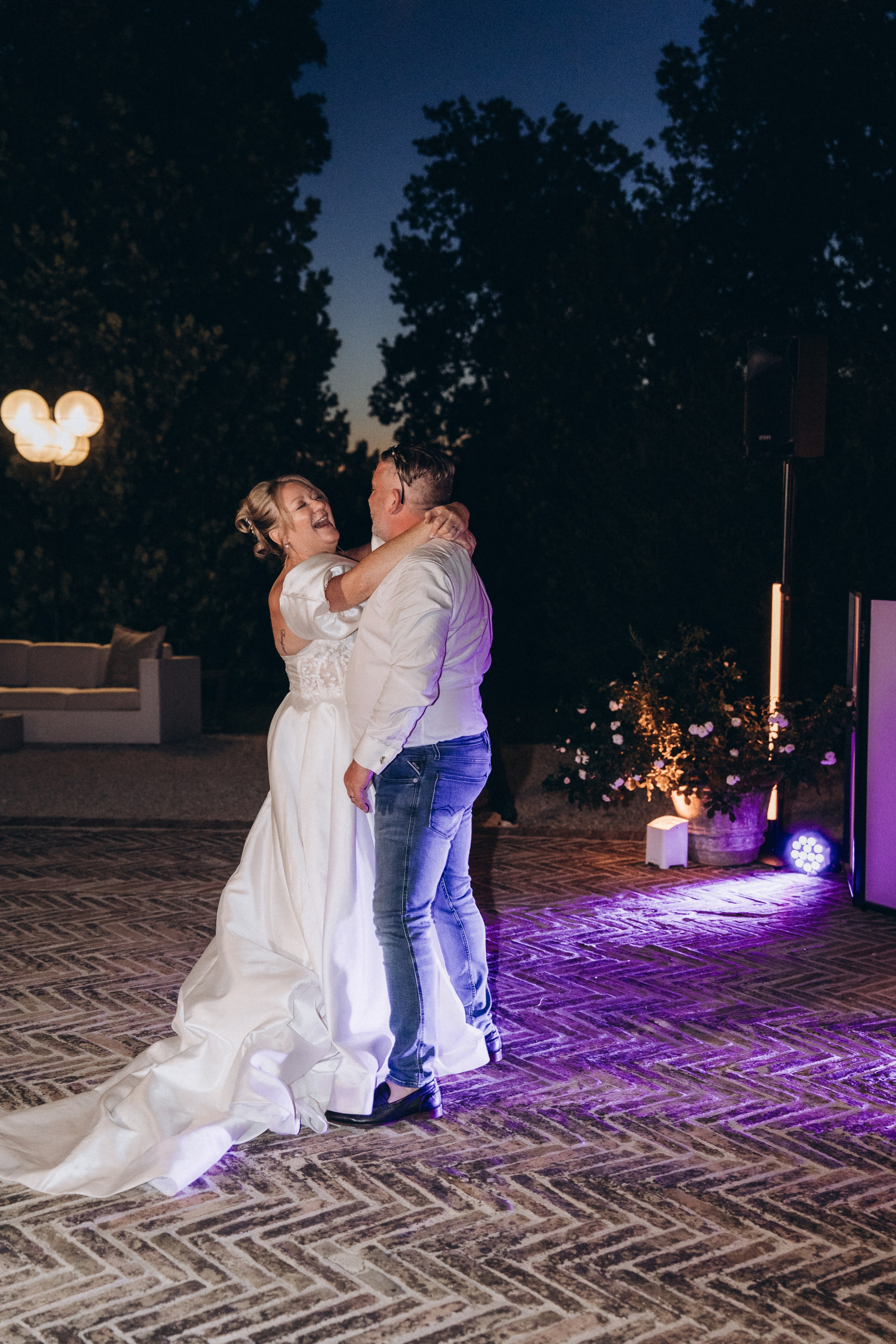 SARAH AND DEAN _VILLA TAMBOLINA. PHOTOGRAPHER IN ITALY