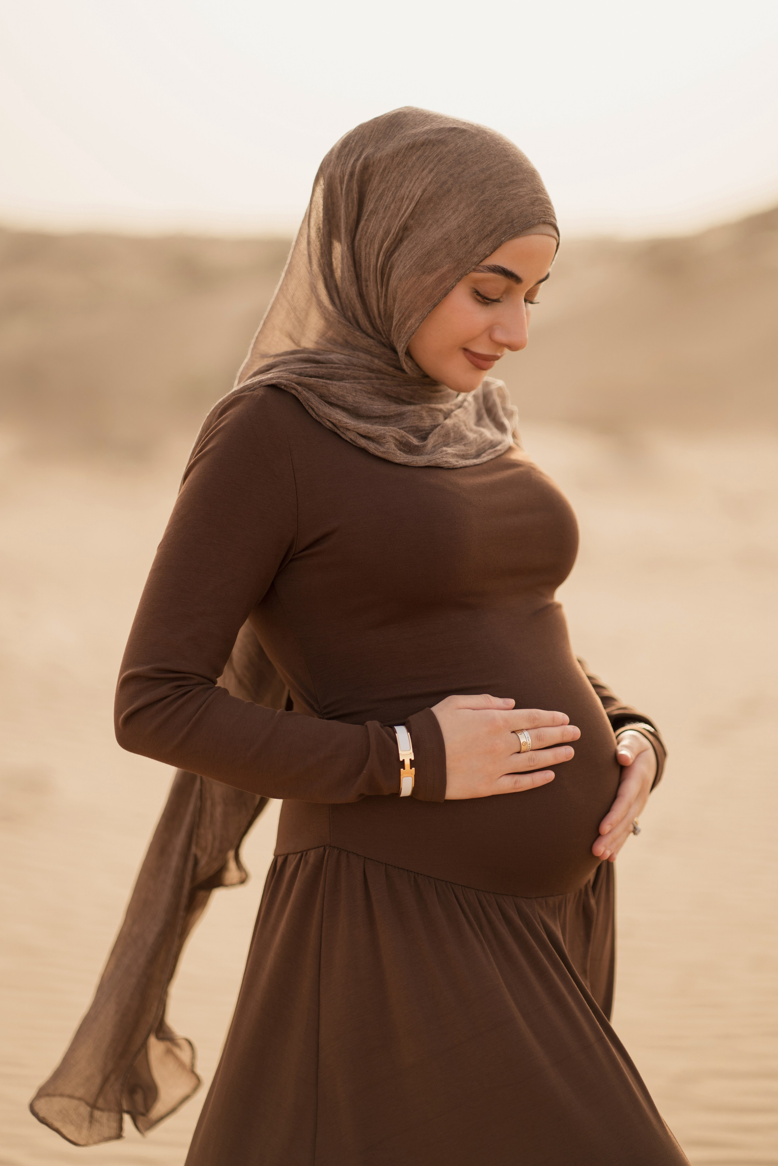 Whispers of love. Angela Iakovleva — Family Photographer in Dubai