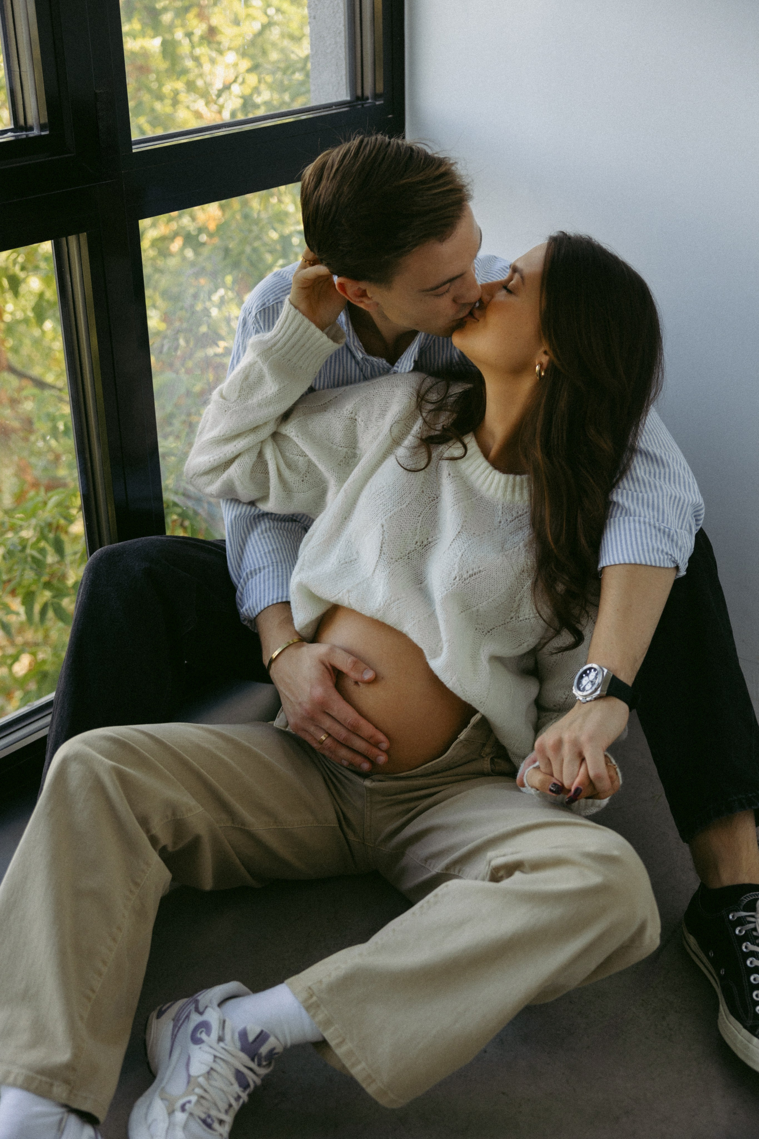 Ieva ir Žilvinas | Moderni laukimo fotosesija studijoje. Vestuvių ir šeimų fotografė Lena Bondarenko / belove photo
