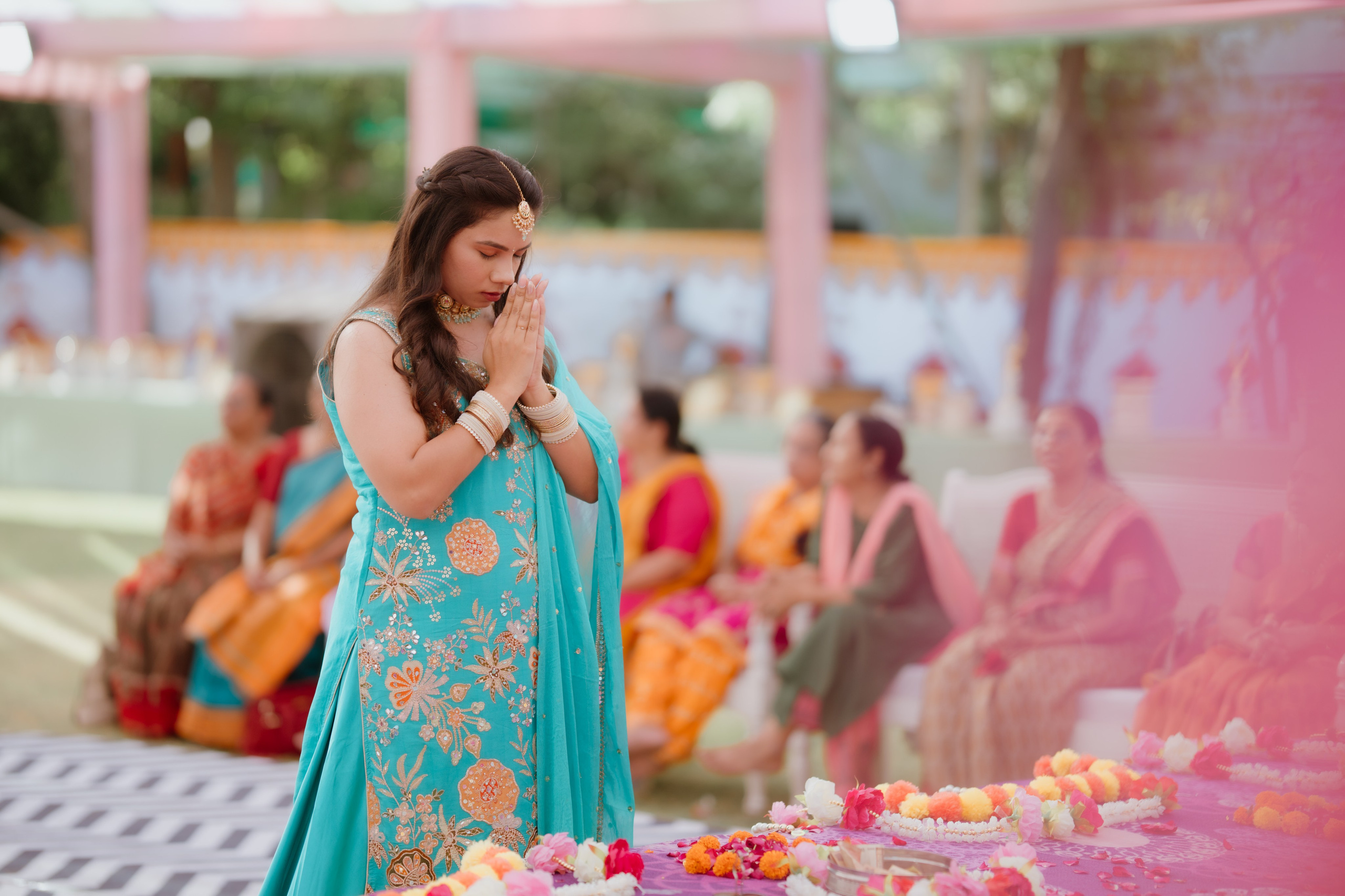 WEDDINGS. Love Emotions Weddings