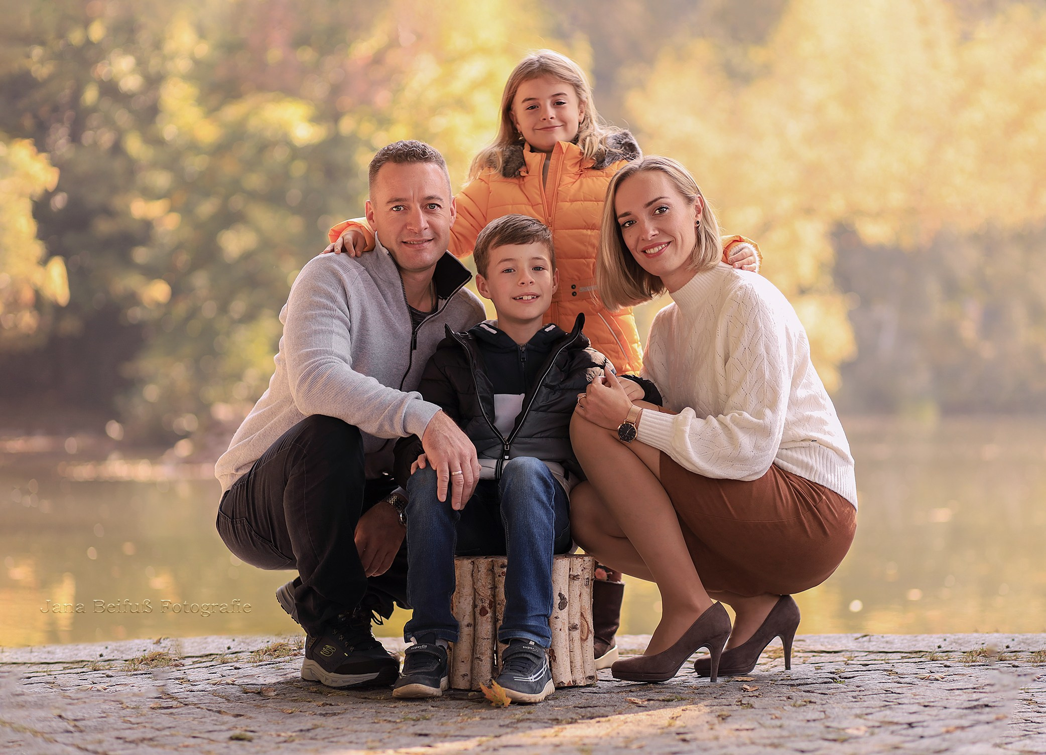 Familienfotoshooting. Jana Beifuß, professionelle Neugeborenenfotografin in Weißenhorn, Ulm und Umgebung, Neu-Ulm, Illertissen, Pfaffenhofen a. d. Roth