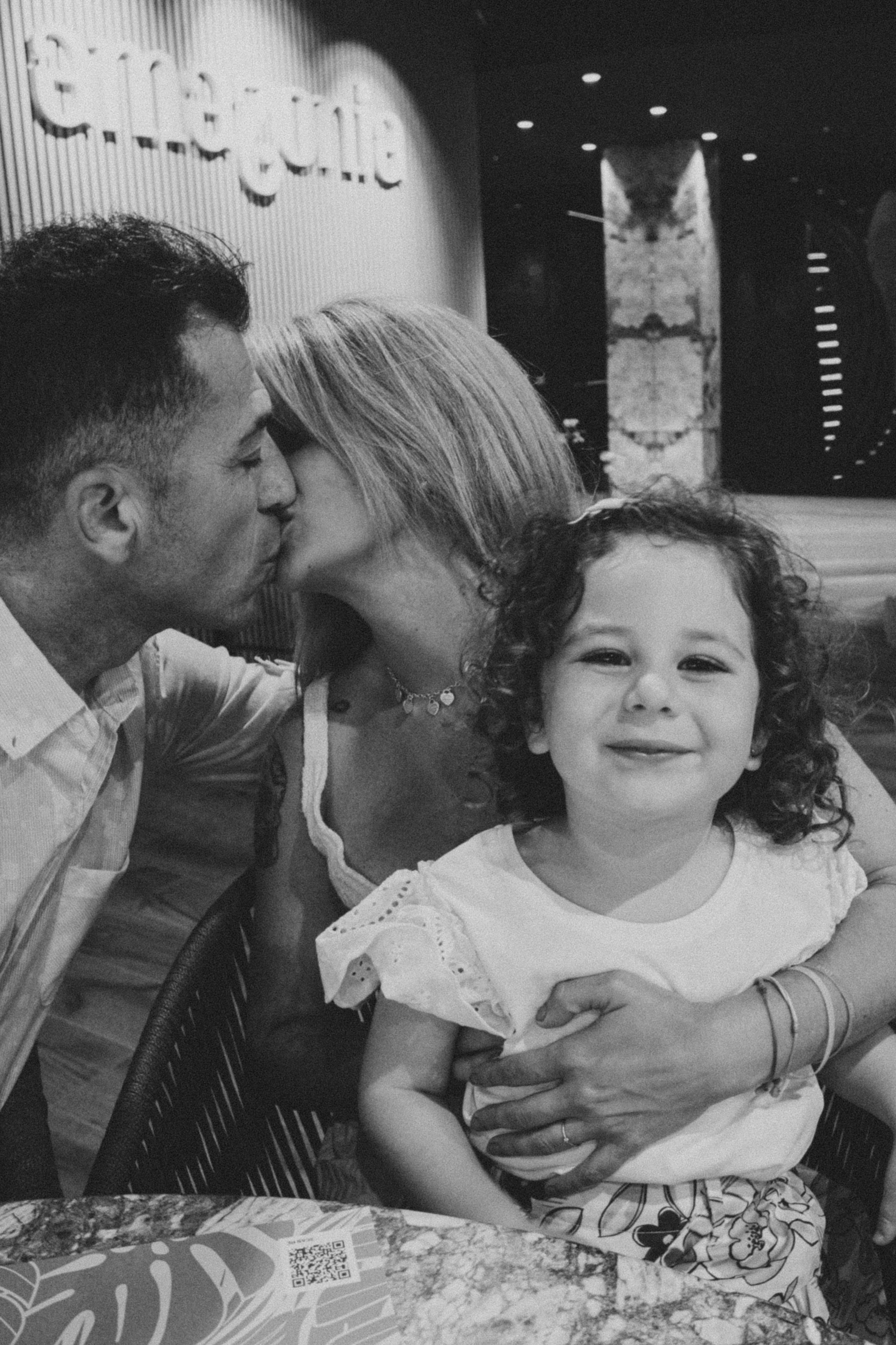 Sesión familiar en la playa. Fotografía profesional en Calafell - Elena Medvedeva