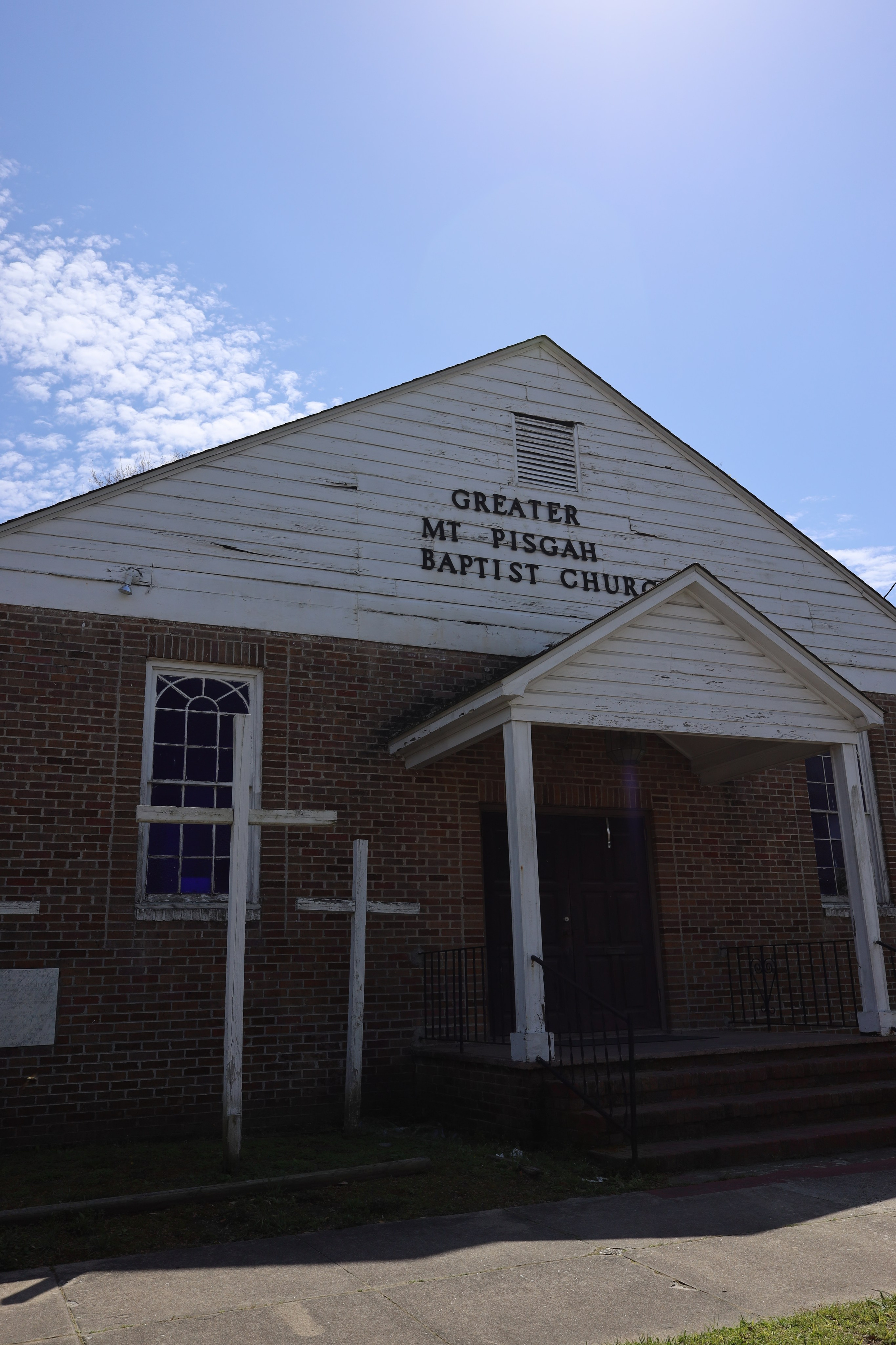 Colour. Sonny Photos