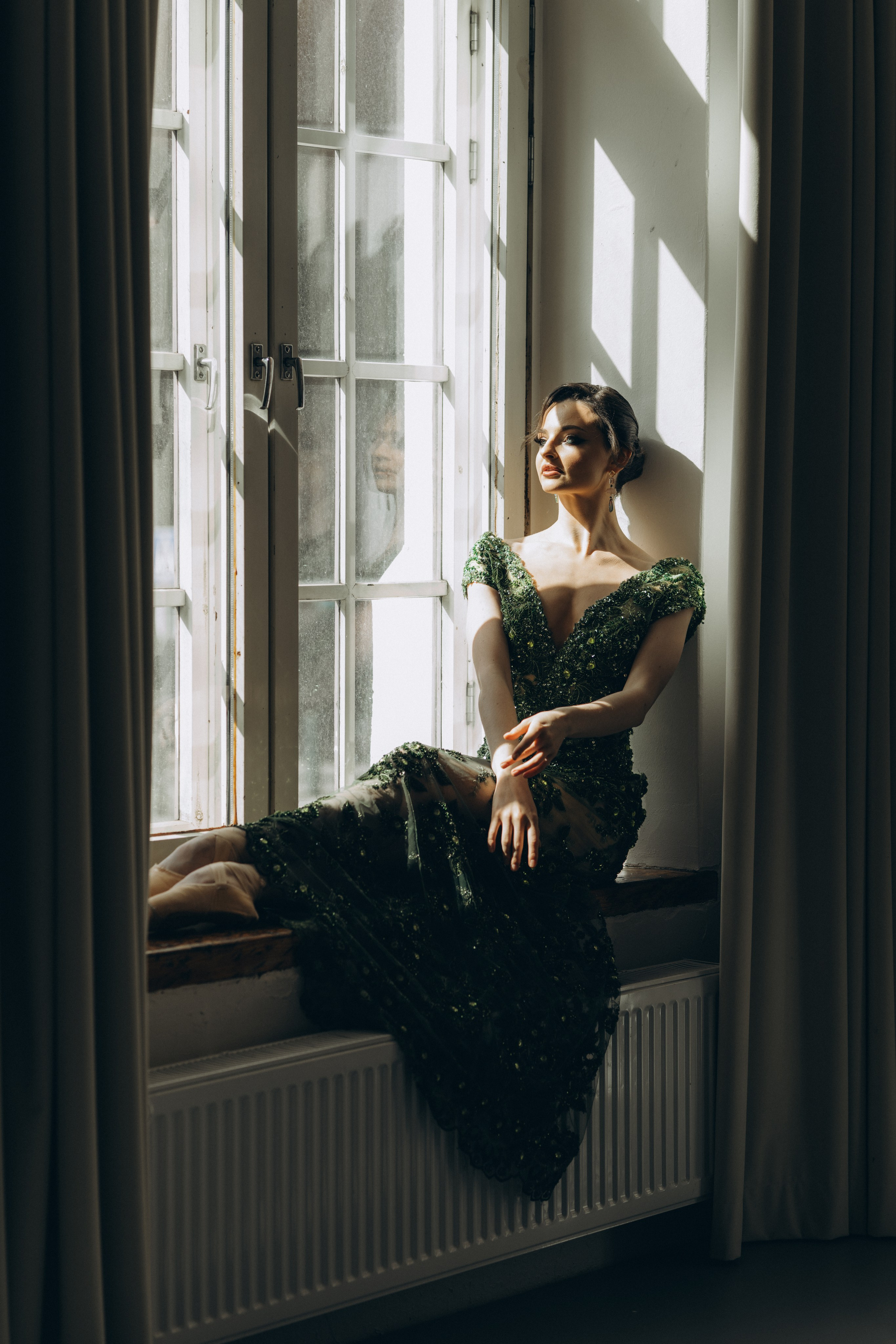 Riikka Couture, Riikka Ikäheimo, Violetta Keller, Portrait, Dancer. Wedding and potrait photographer in Helsinki Vickan O