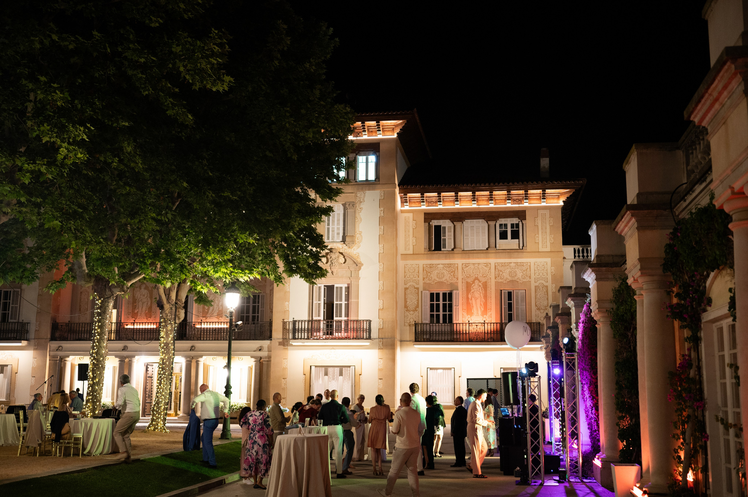 Zhazira & Eugene. Wedding photographer in Spain