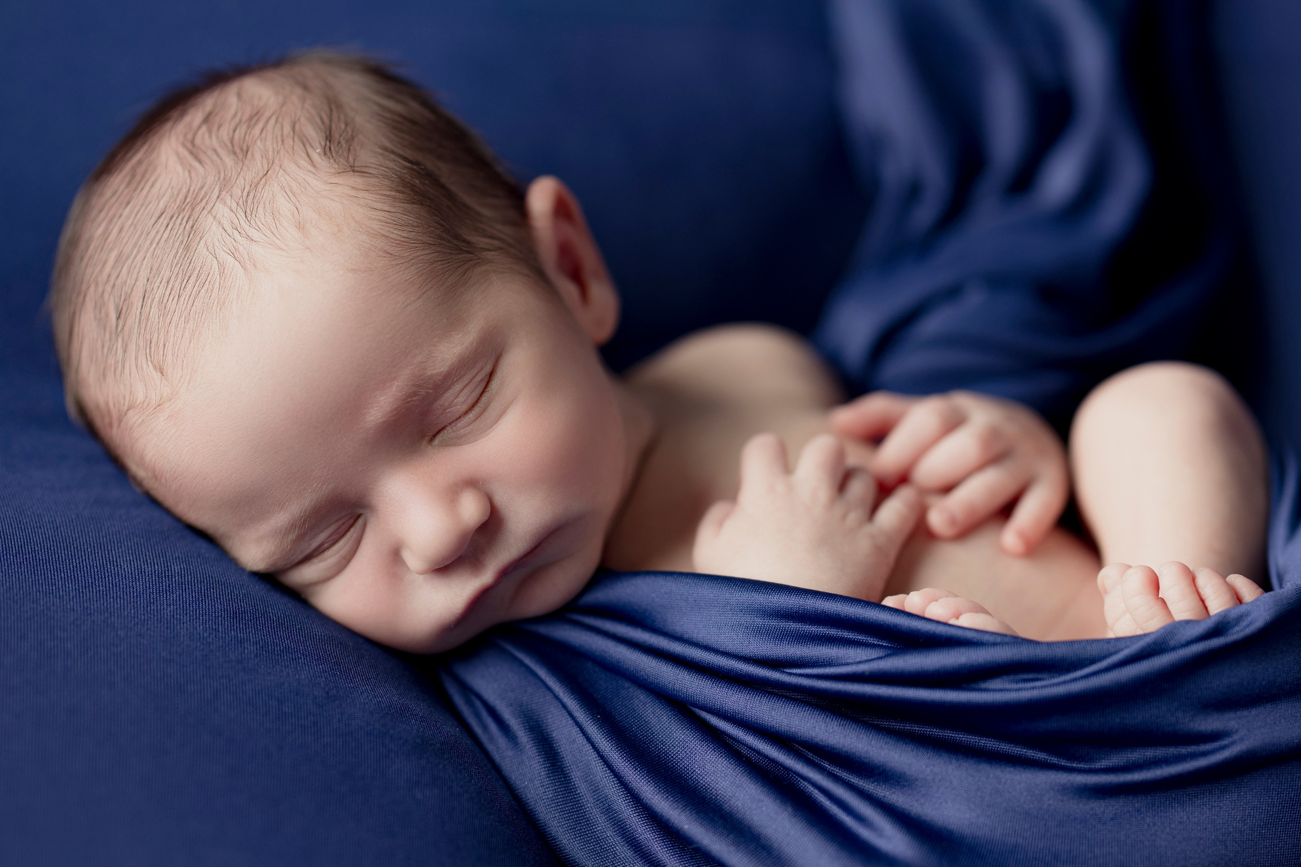 Sesión Newborn Sweet Moments: Guía Completa para Padres | Rainbox. Rainbox Estudio de Fotografía