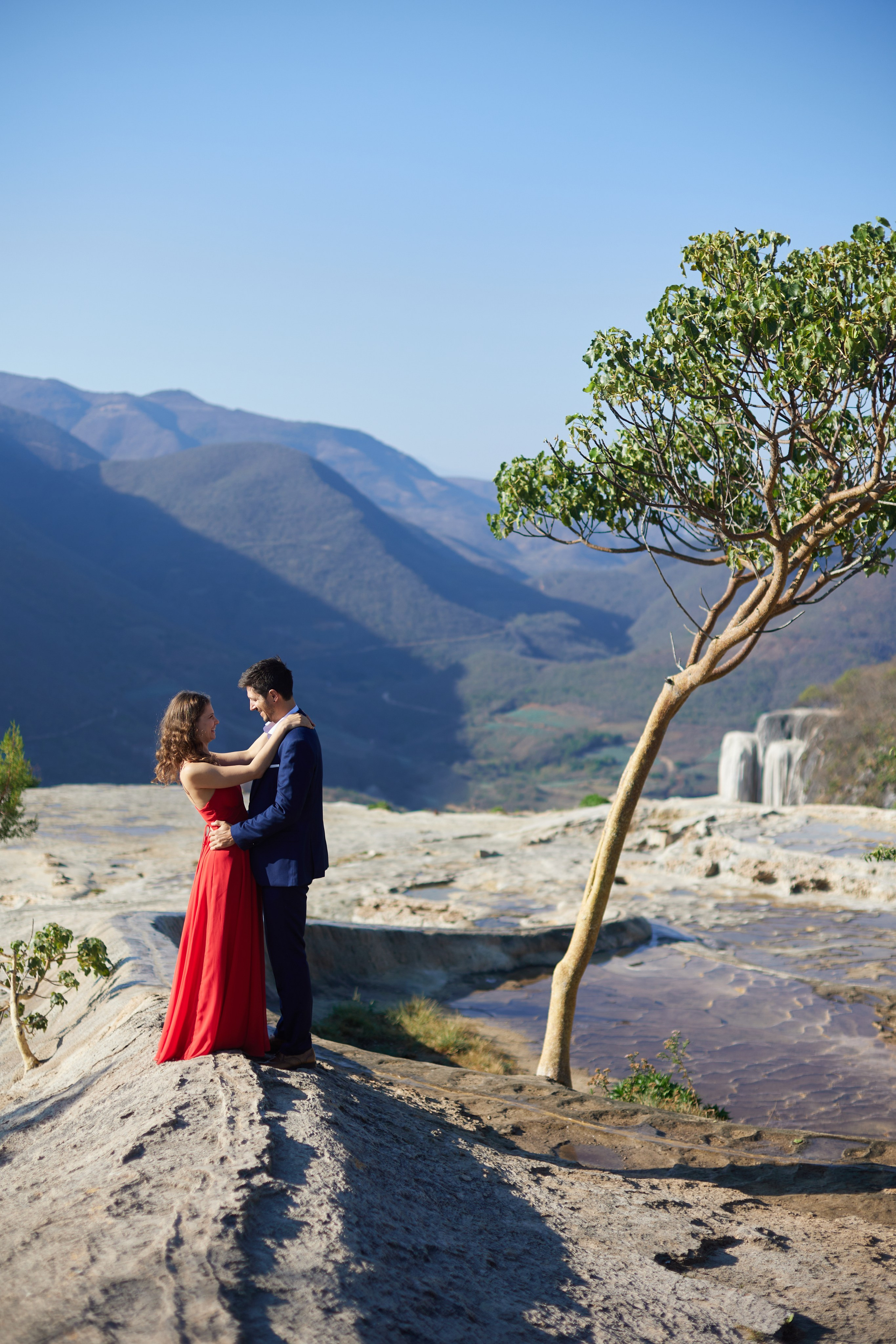Love in Mexico. Amazing photo session at a time convenient for you. Y