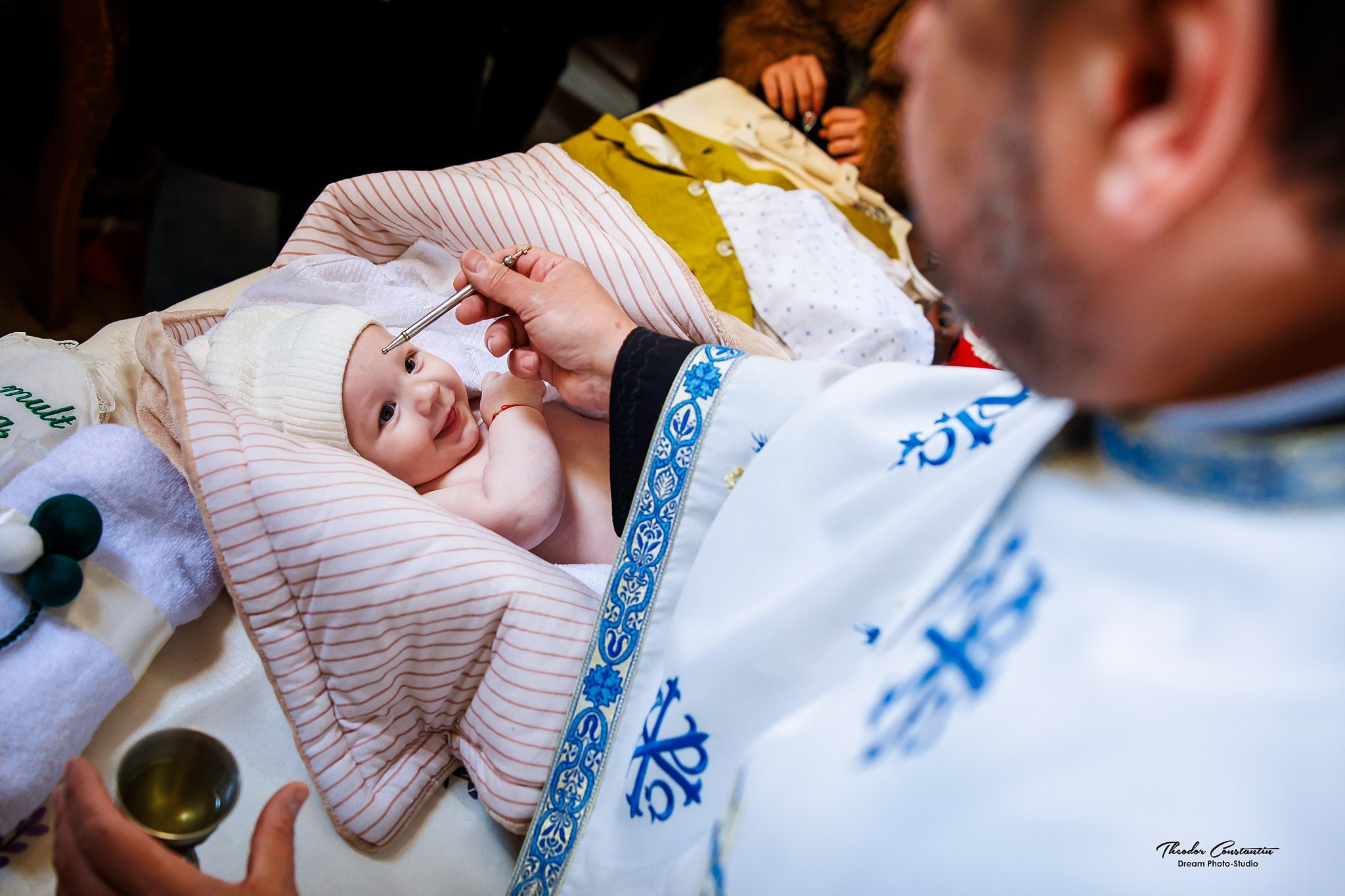 Botez. Dream Studio Galați – ședințe foto profesionale pentru familie, portrete și evenimente