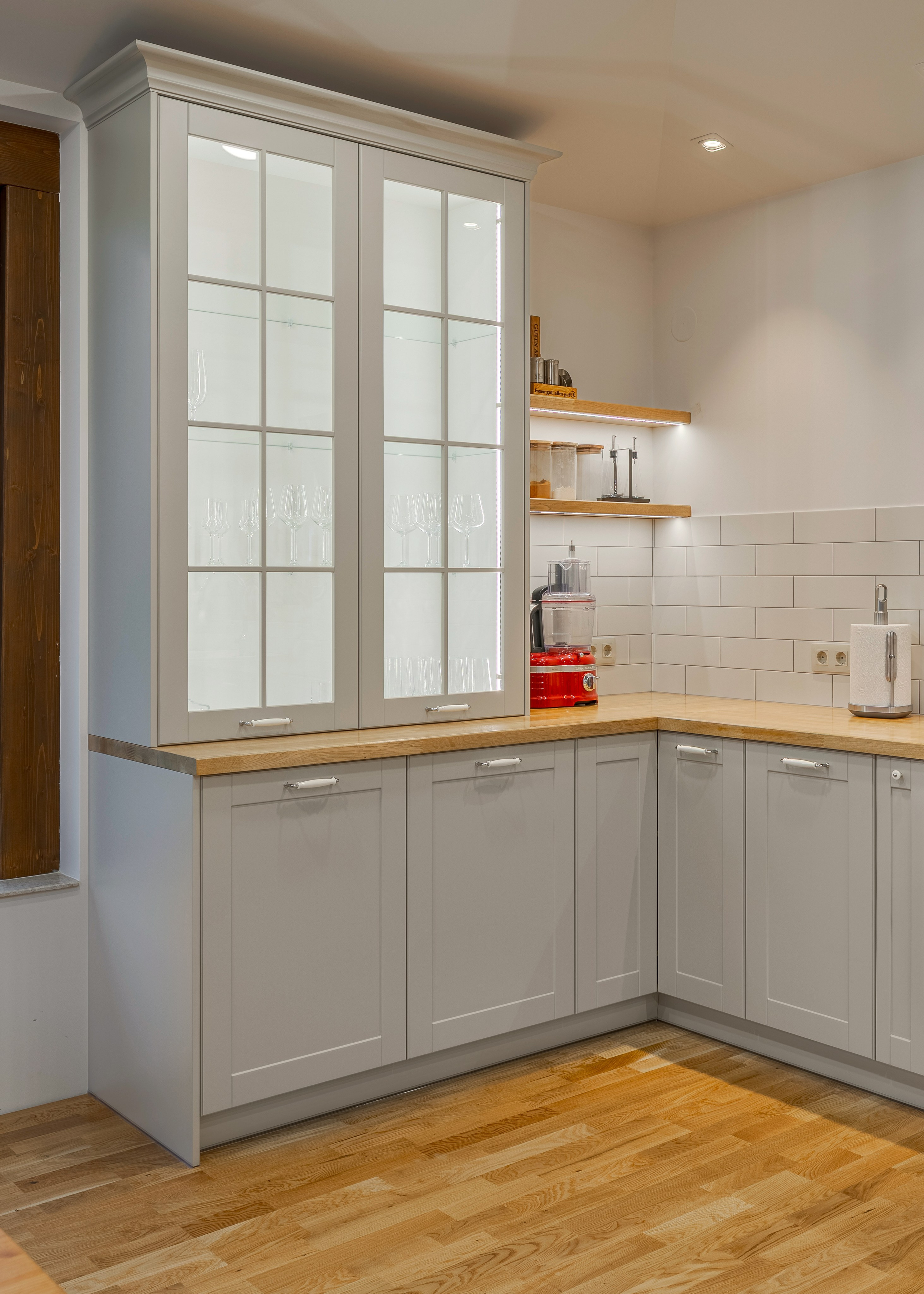 Кухня бижу от мебели Русев. Професионален фотограф в Пловдив и областта