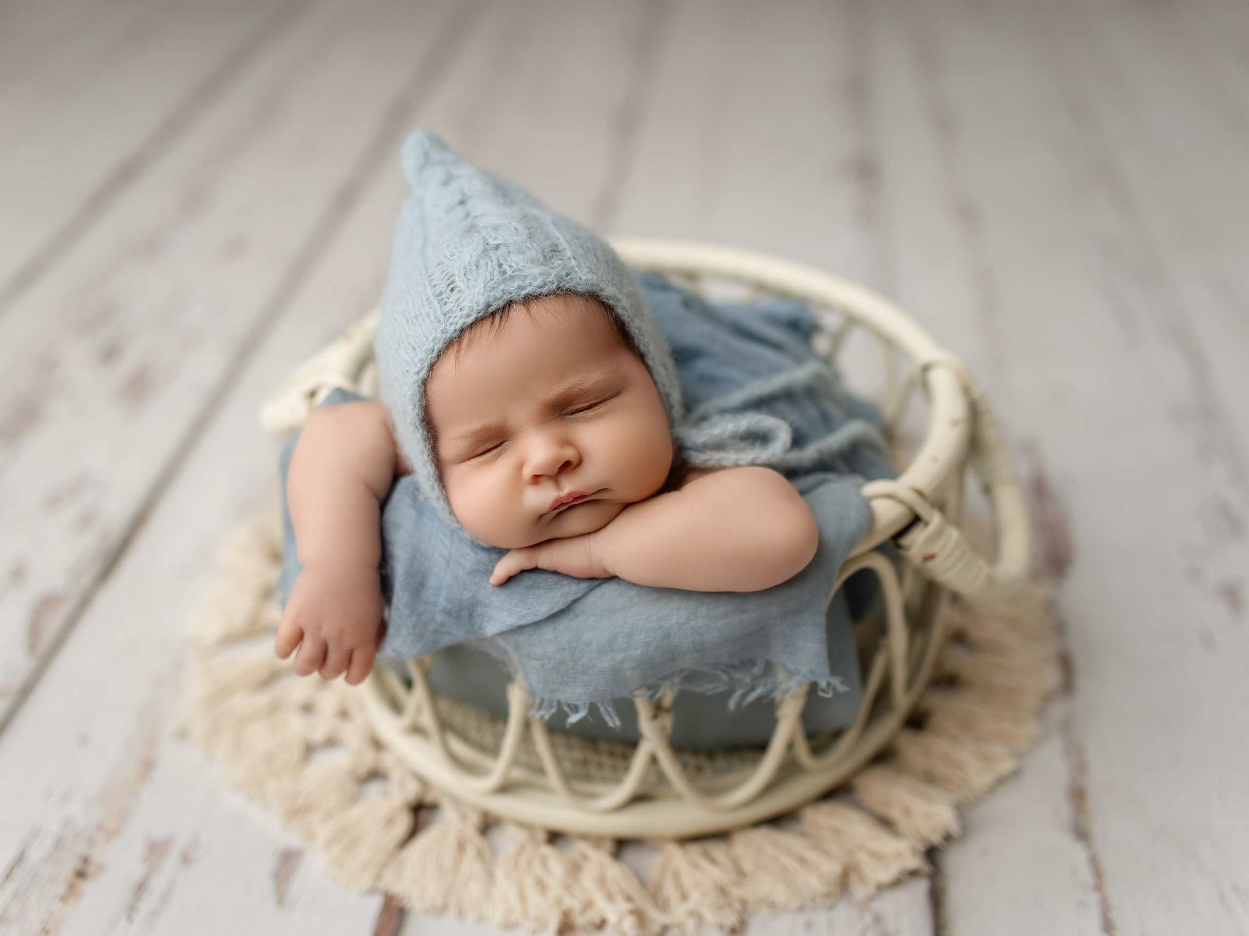 Esu Aleksandra naujagimių ir kudikių fotografė iš Vilniaus