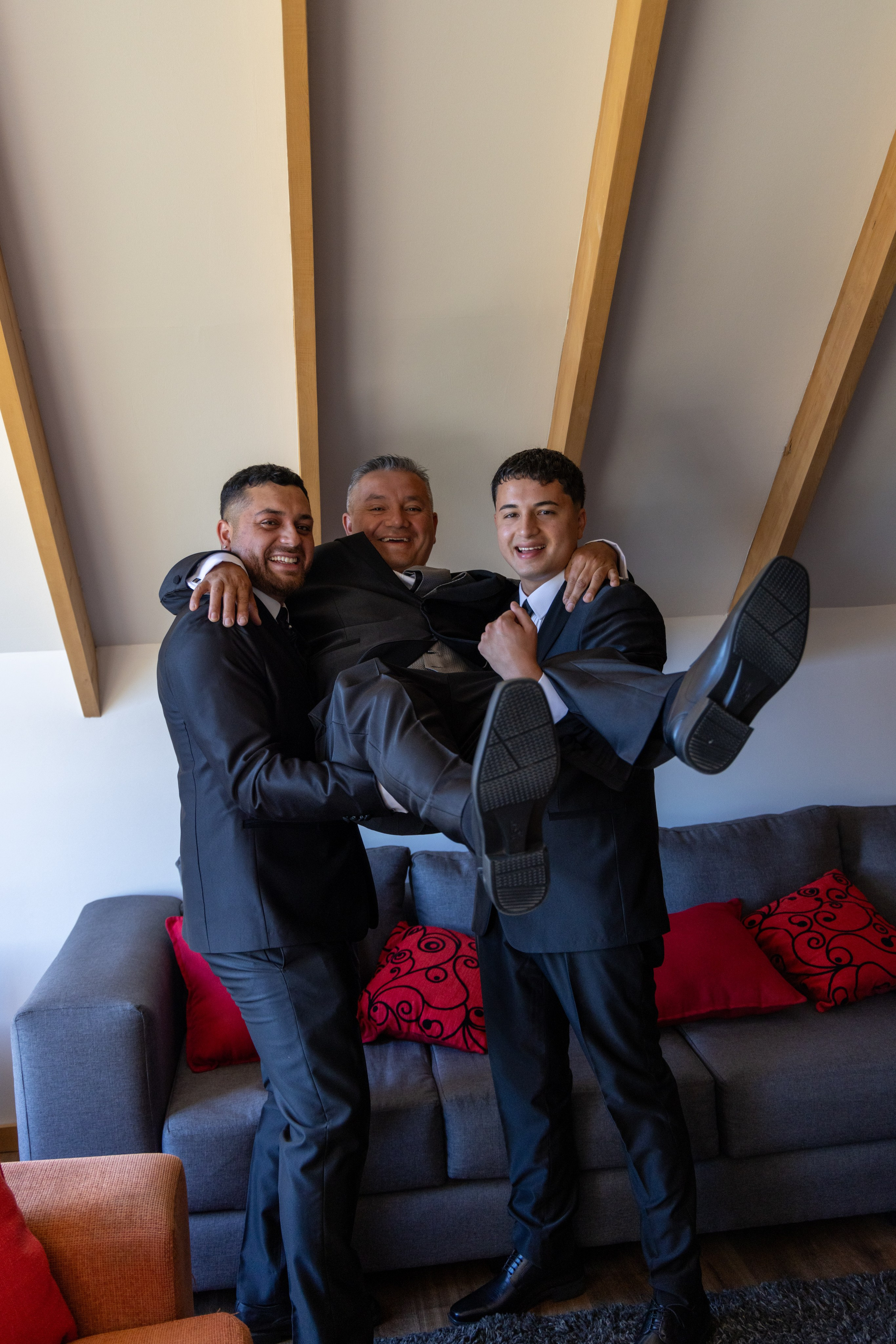 Silvia y Jorge. Dinka & Emilio - El arte de preservar lo que no se repite