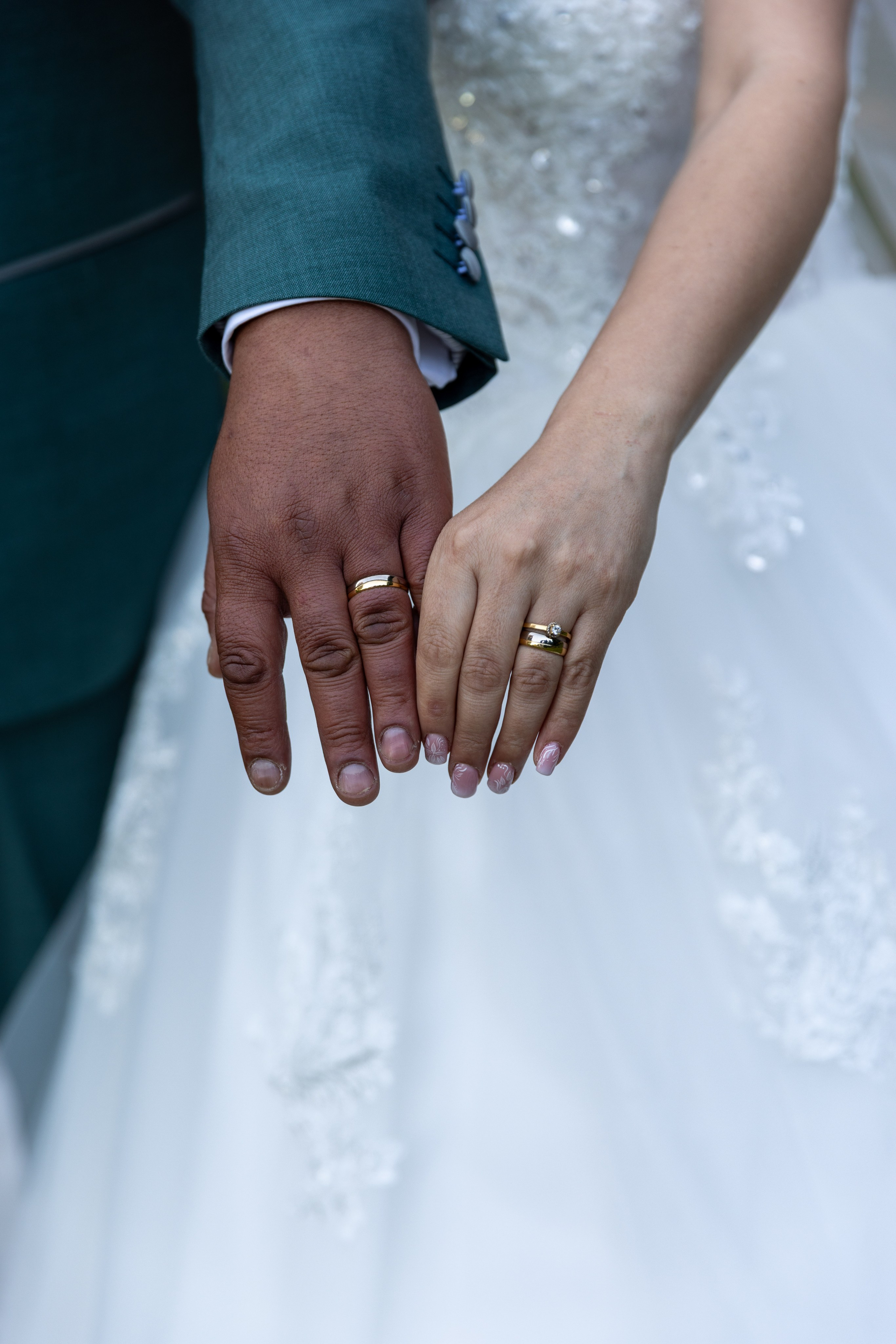 Elizabeth & Luis. Dinka & Emilio - El arte de preservar lo que no se repite