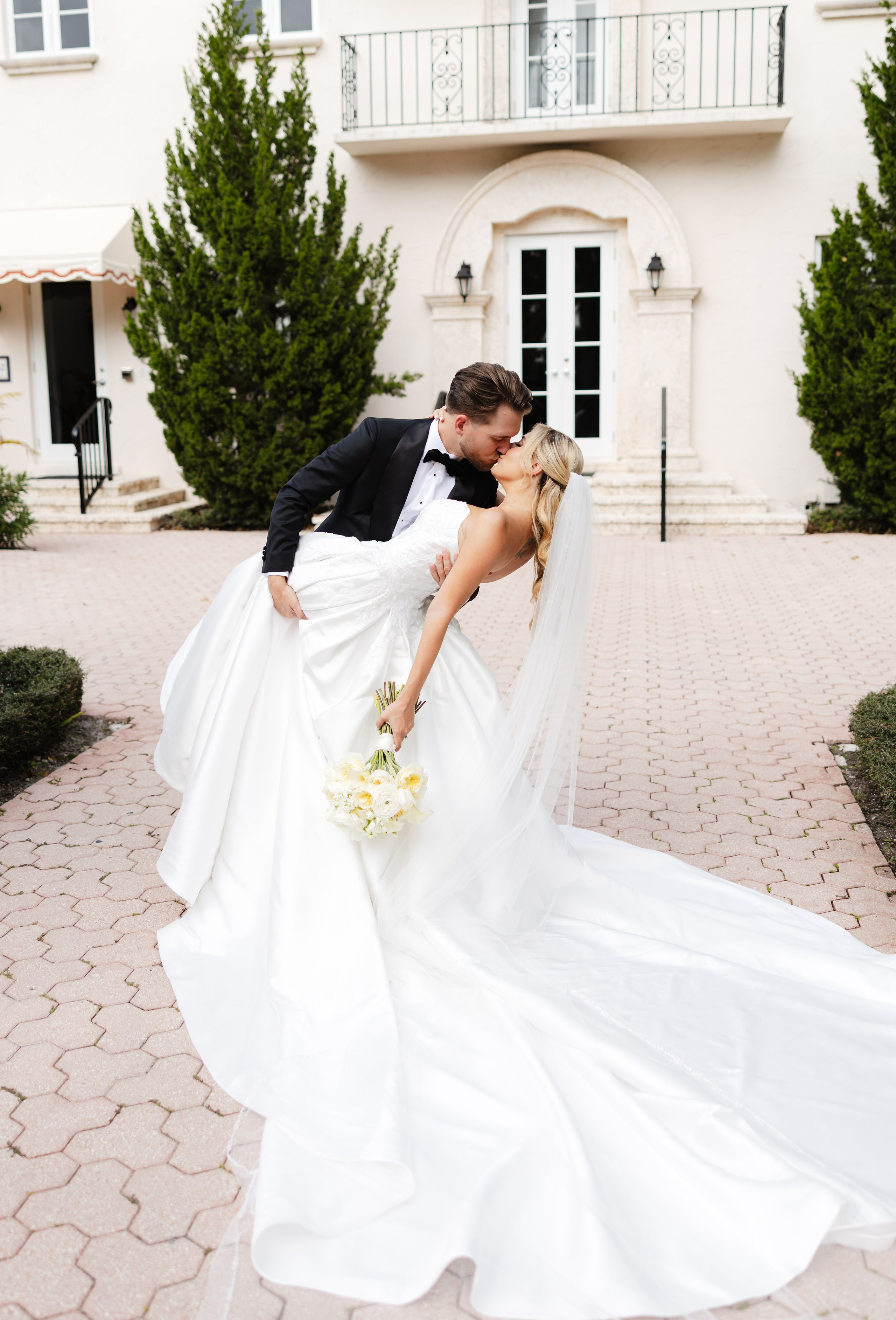 COUPLE’S EXPERIENCE. YES I DO PRODUCTION — Wedding photography&videography