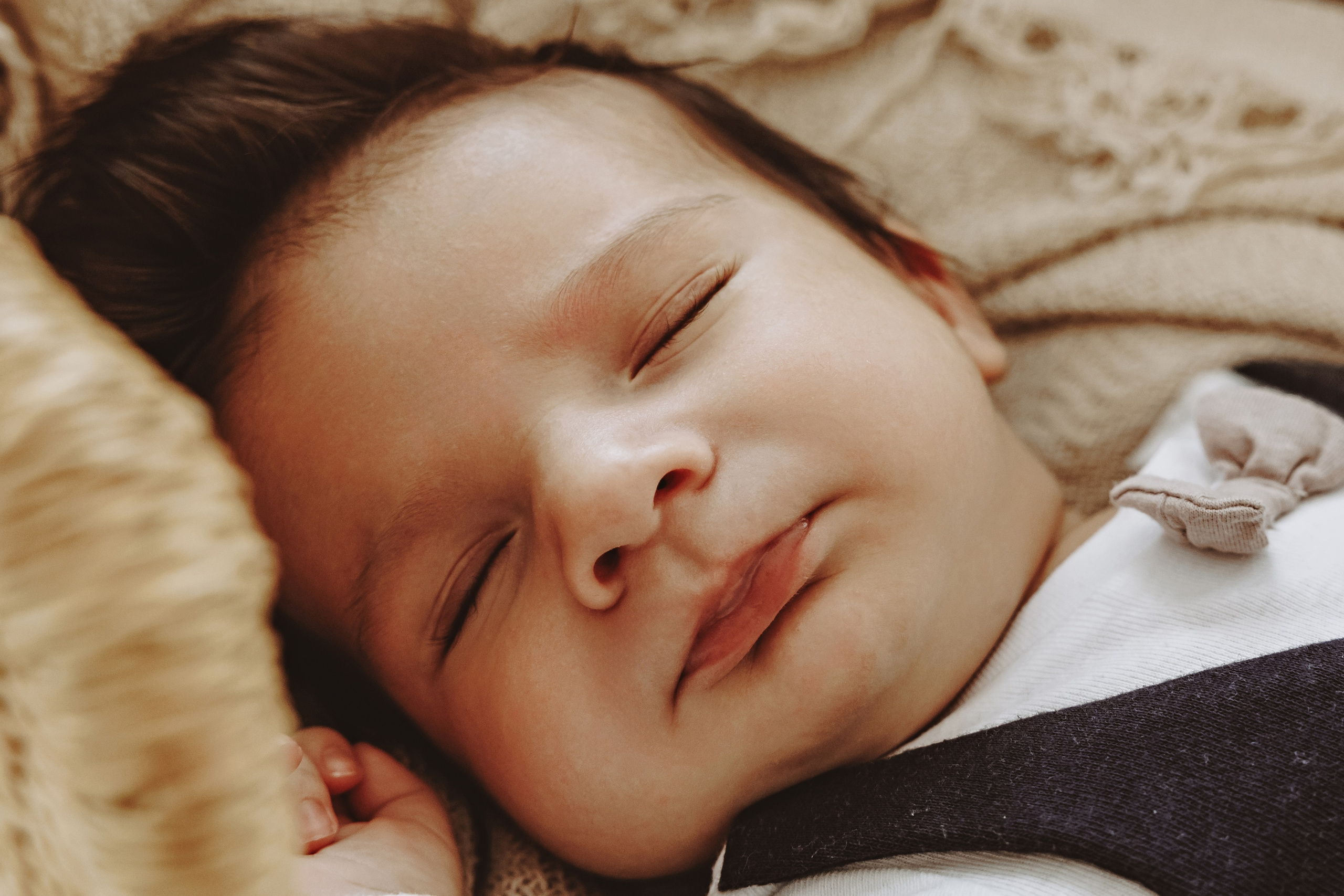 Фотосесия за новородено. Фотограф Ирина Йотова