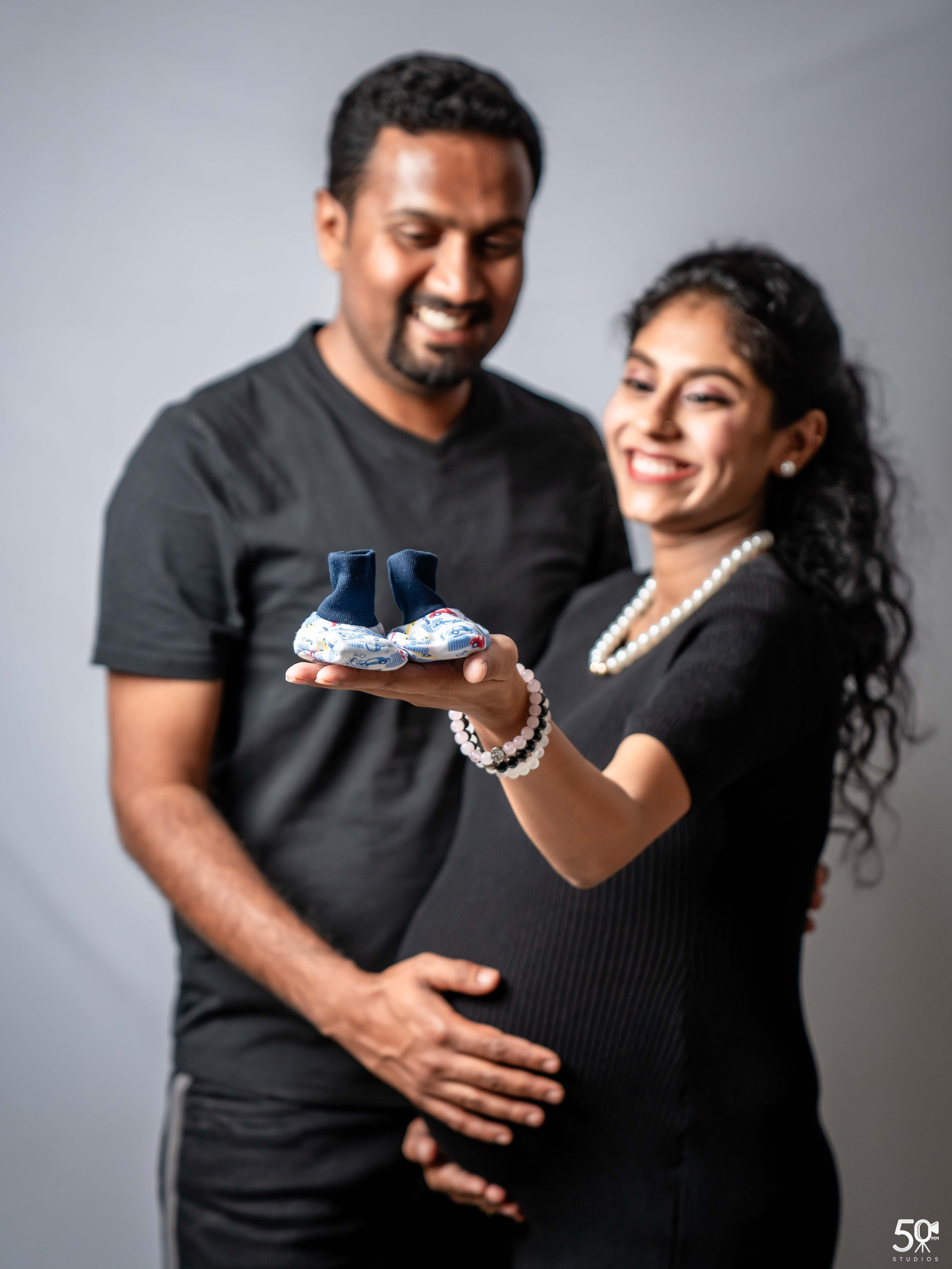MATERNITY AND BABY SHOOTS. 50mm STUDIOS