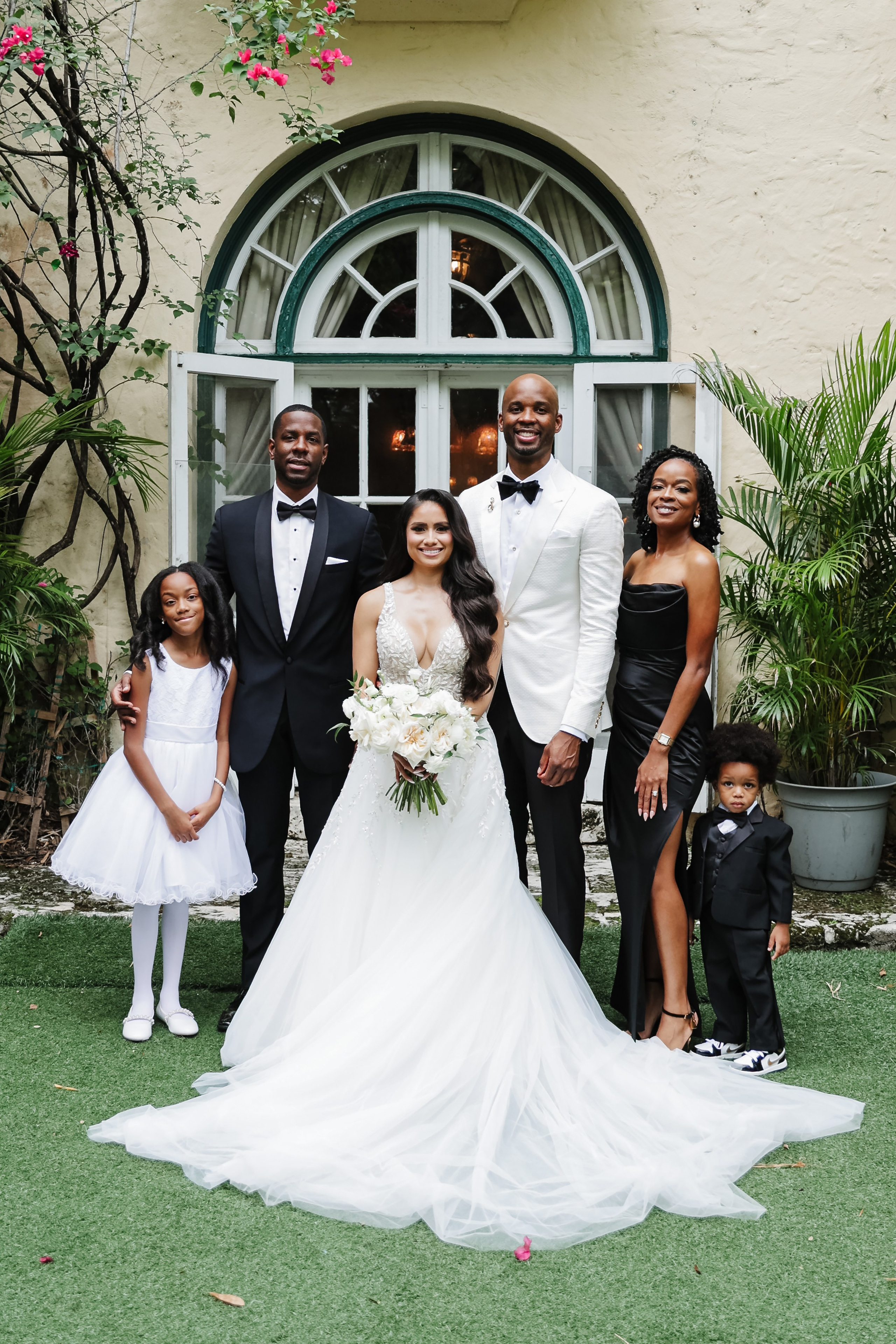 Classic Elegance Meets Modern Love | Martha & Julius at Villa Woodbine. YES I DO PRODUCTION — Wedding photography&videography