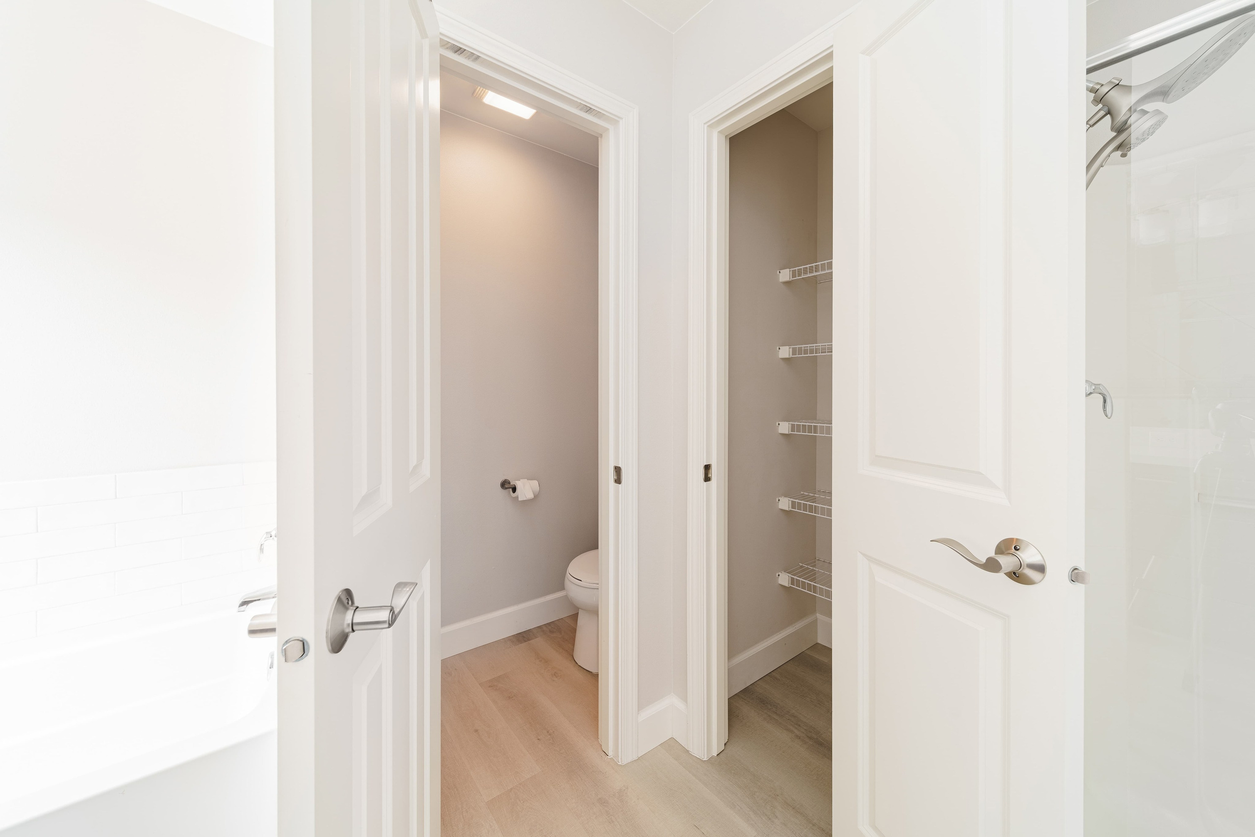 Real Estate photography. Washington state. EVAN ARISTOV WEDDING PHOTOGRAPHY — Seattle Wedding Photographer