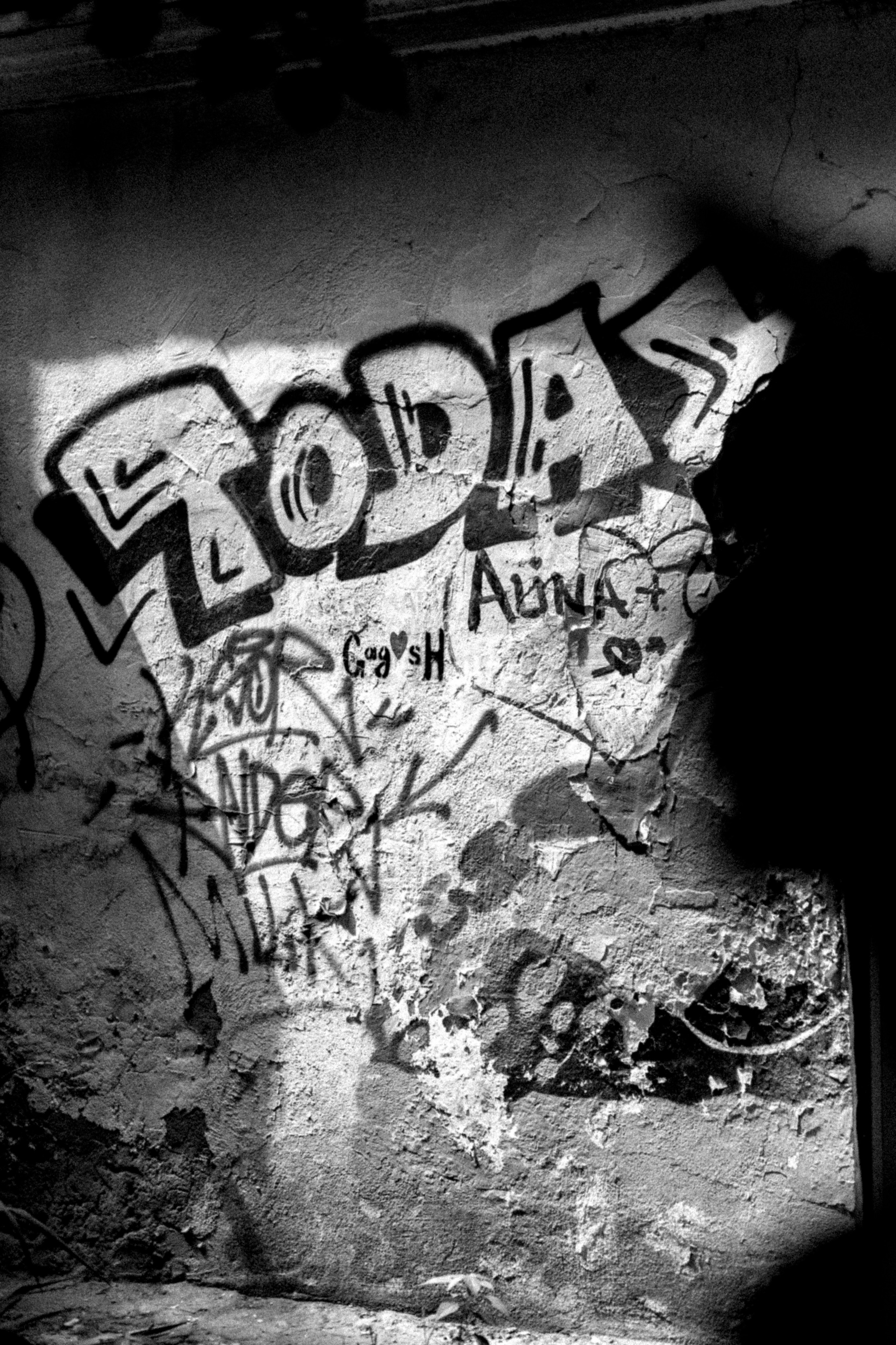 Tbilisi (monochrome). Vladislav Makarov. Portrait & Street style photographer in Baku