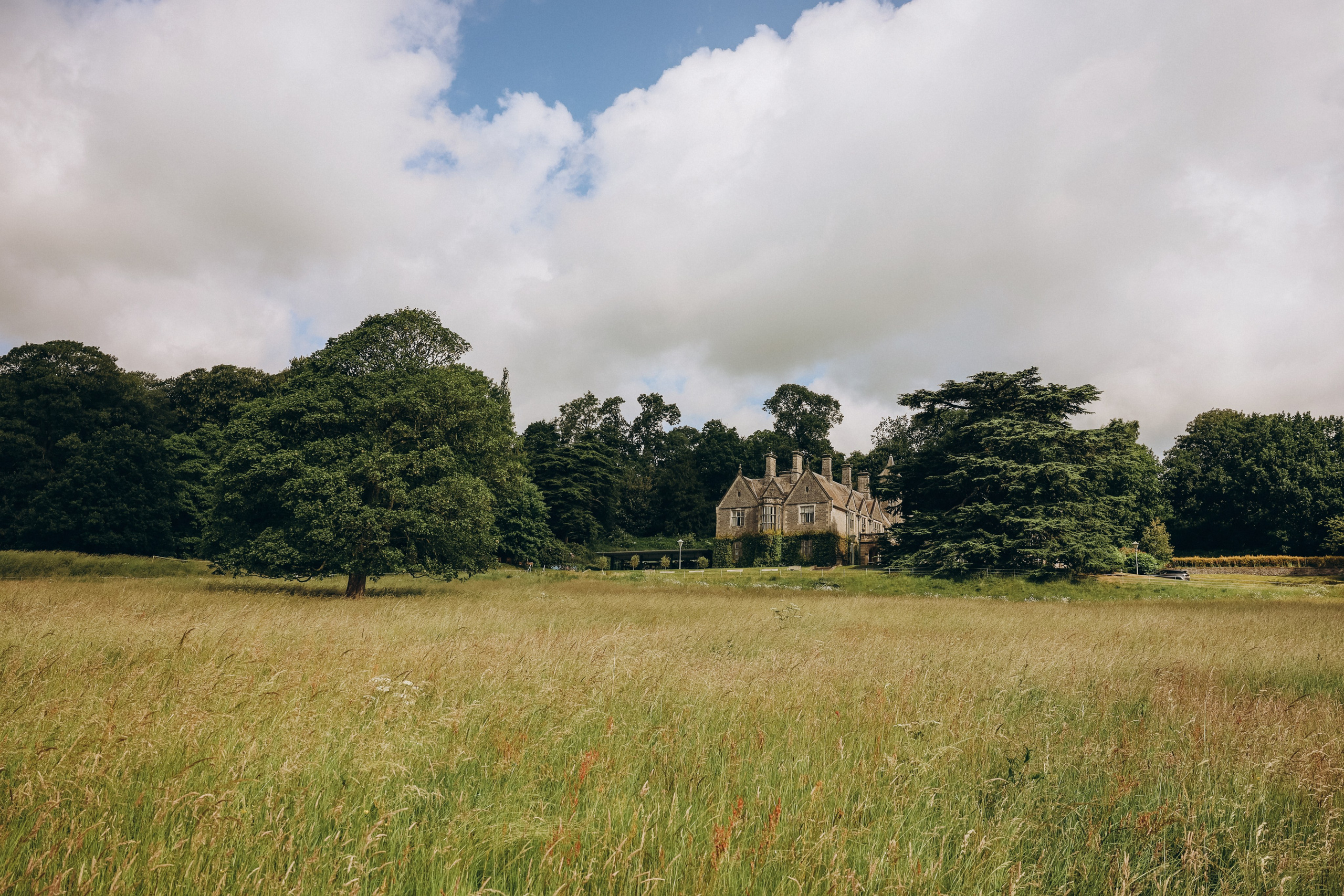 ---. Professional photographer in East Midlands