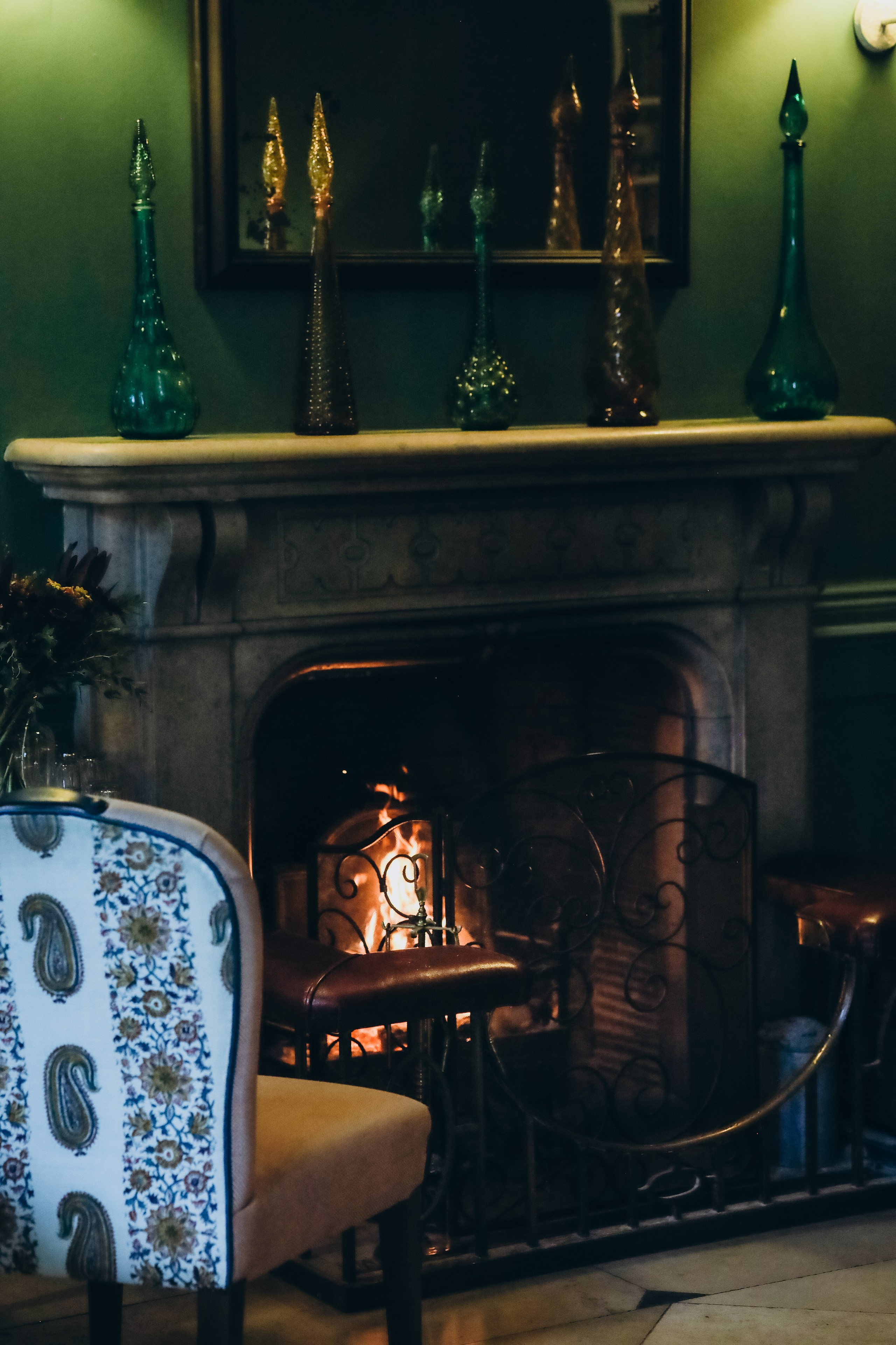 ---. Professional photographer in East Midlands