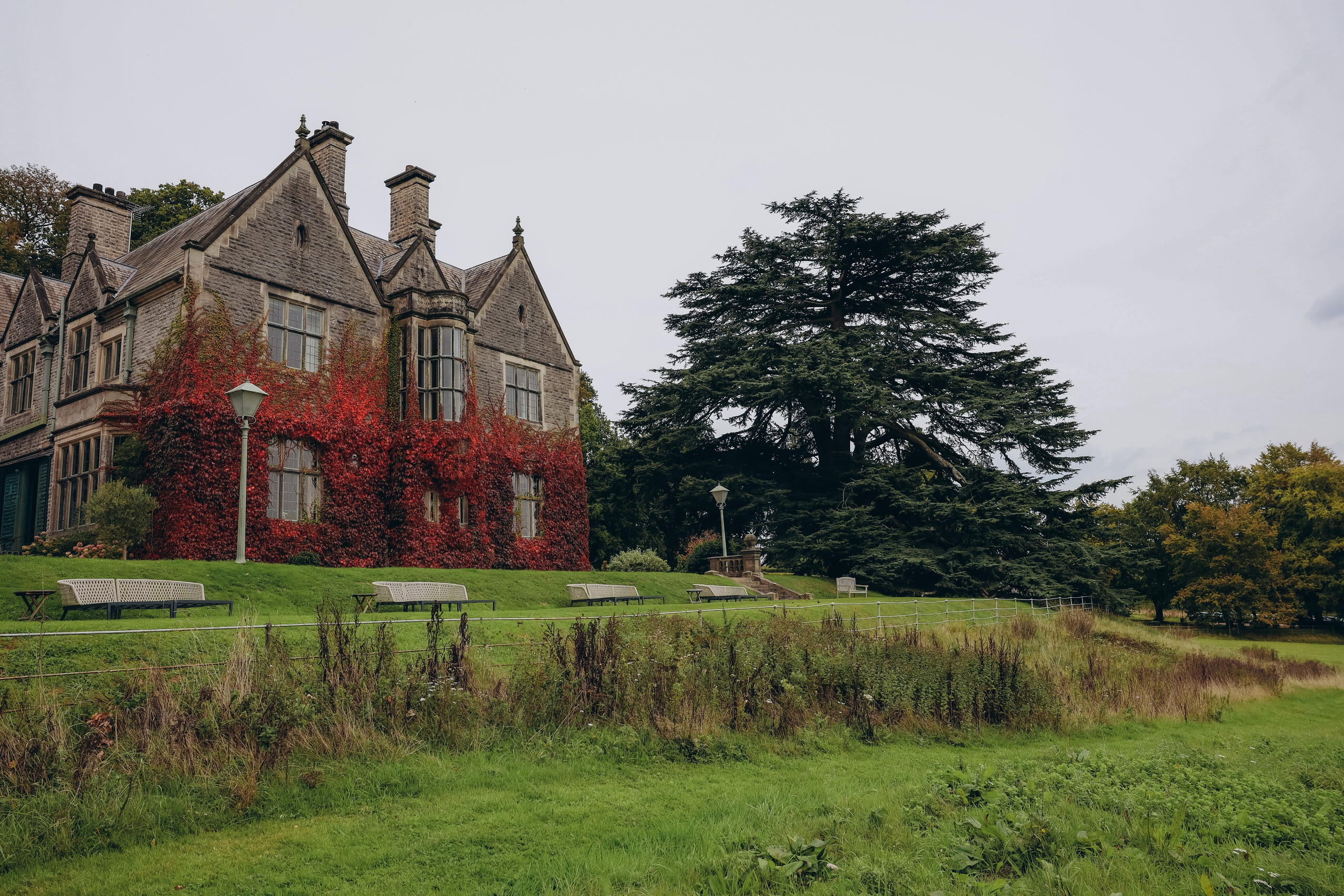 ---. Professional photographer in East Midlands