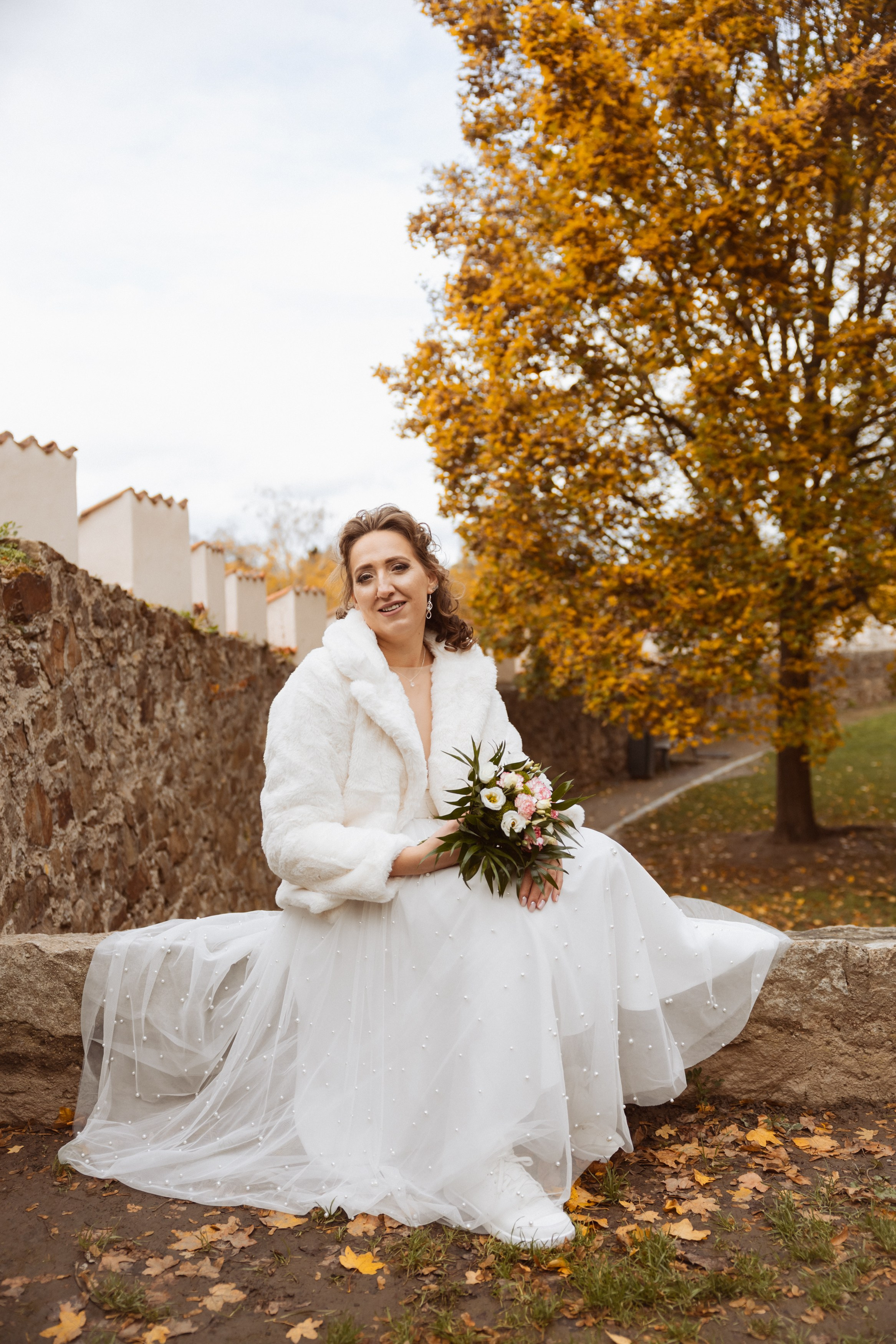 Podzimní svatební focen. Rodinná, těhotenská, newborn a lifestyle fotografka v Písku Oxana Telupilova