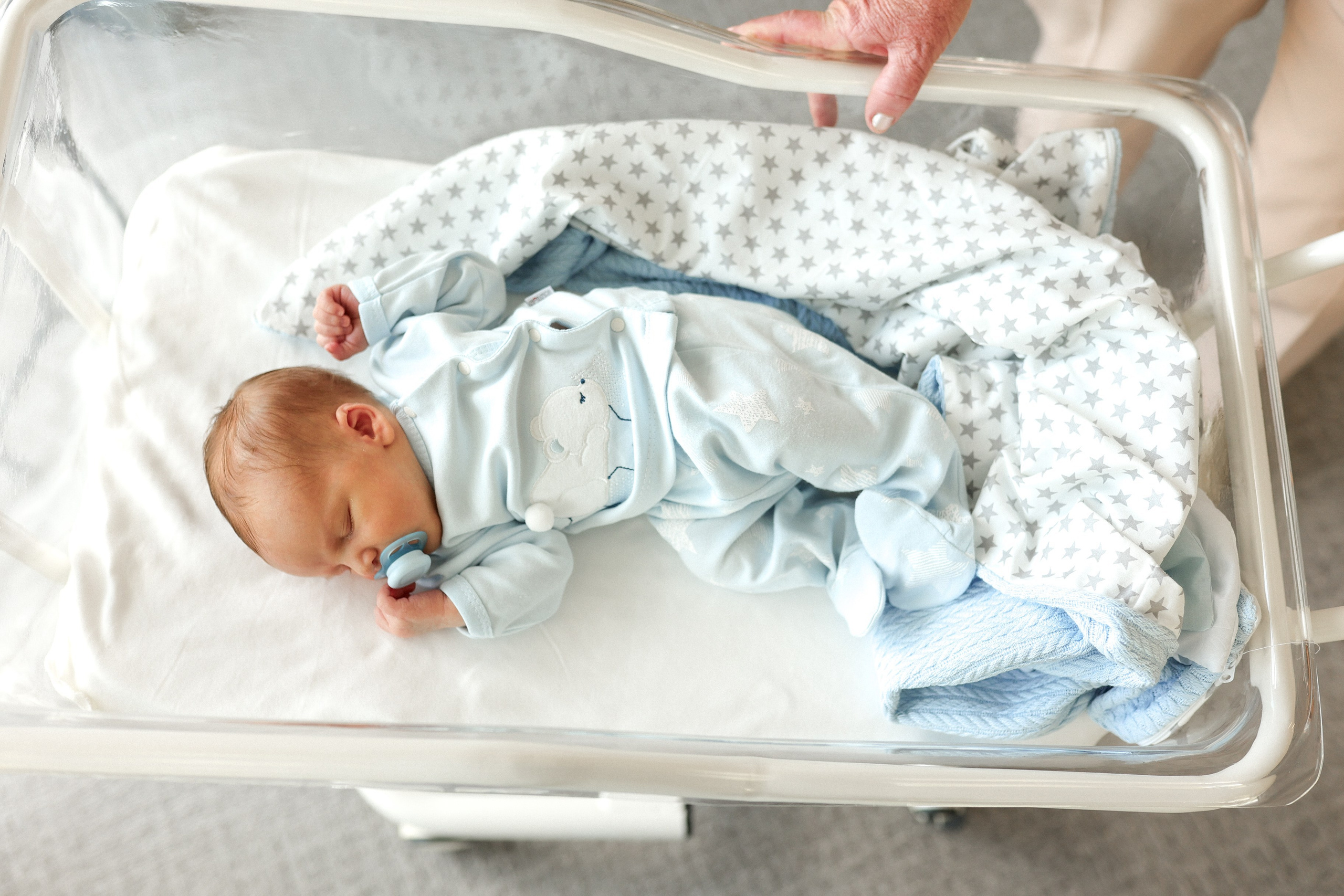 Новорожденный