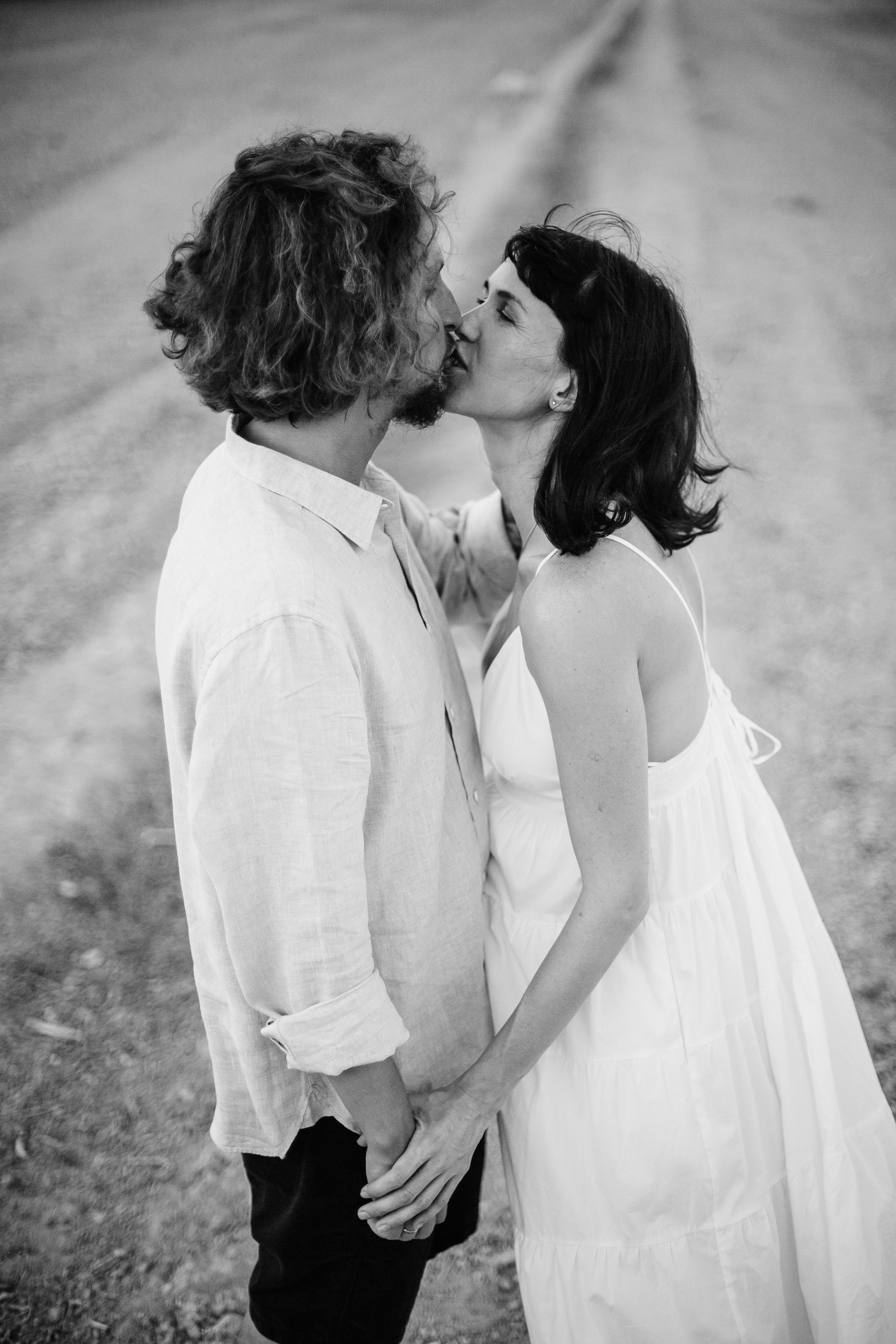 Kiryat Tivon field. Family photographer in Israel