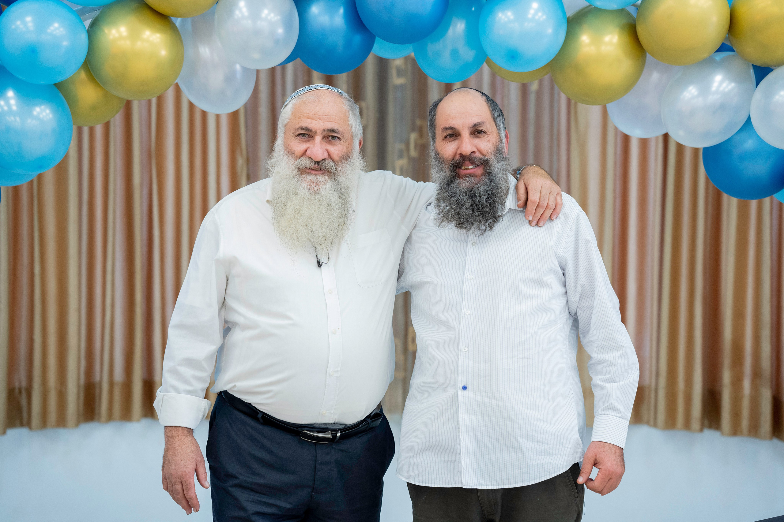 הברית של יוסף וחנה. יוסף מזרחי צילום חתונה, ברית וזוגיות. צלם מקצועי שאוהב להוציא אתכם הכי יפים ברגעים הכי מרגשים