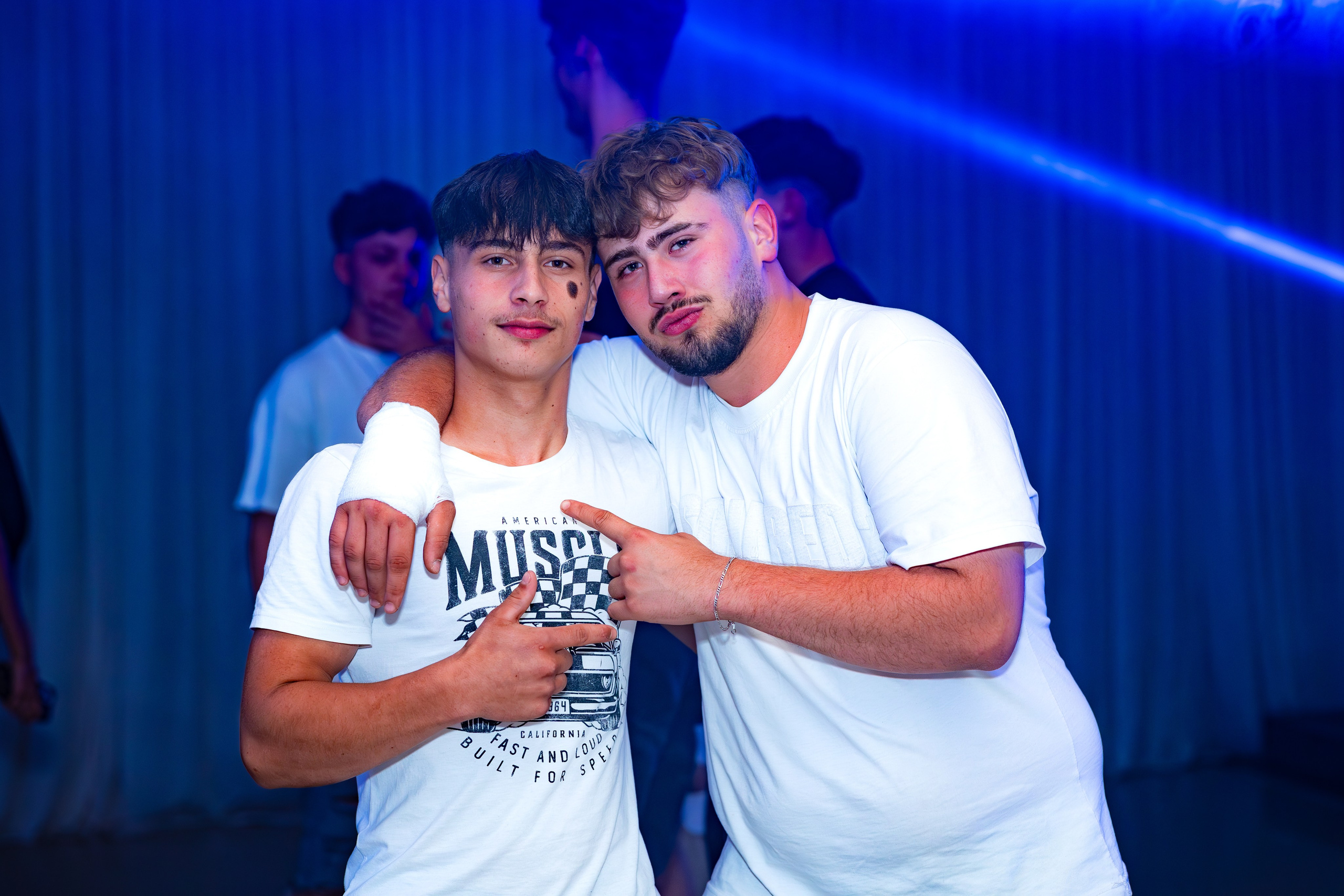 Majorat Denis. Ionut Brehuescu — Fotograf