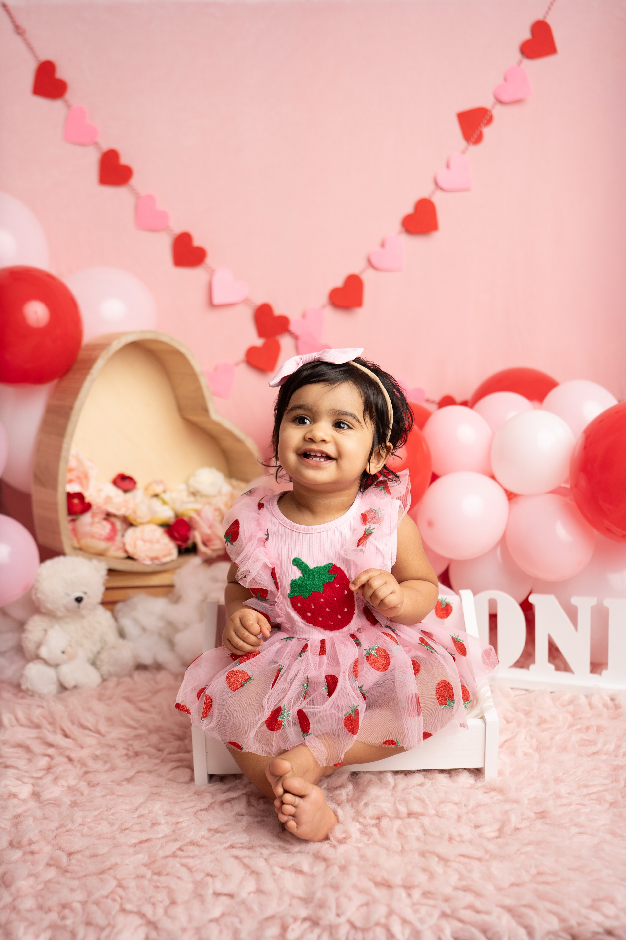 Cake Smash. Maternity, family and newborn photography in San Francisco Bay Area
