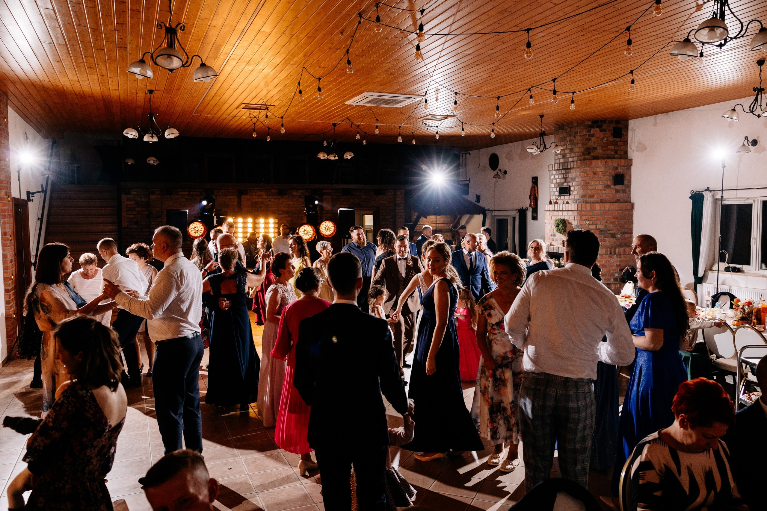 Basia ♡ Bartek. Fotograf Ślubny Warszawa - Sesje Biznesowe Rodzinne Eventy