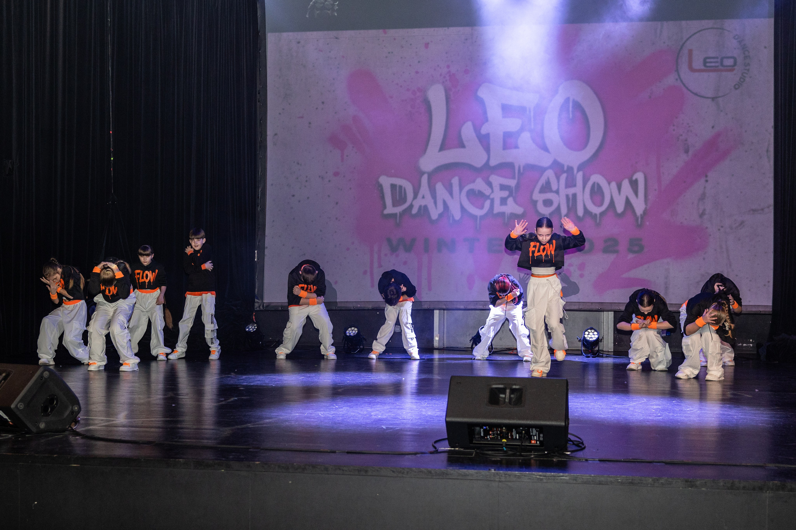 LEO DANCE SHOW WINTER 2025. Семейный и детский фотограф в Варшаве Мила Бобровская