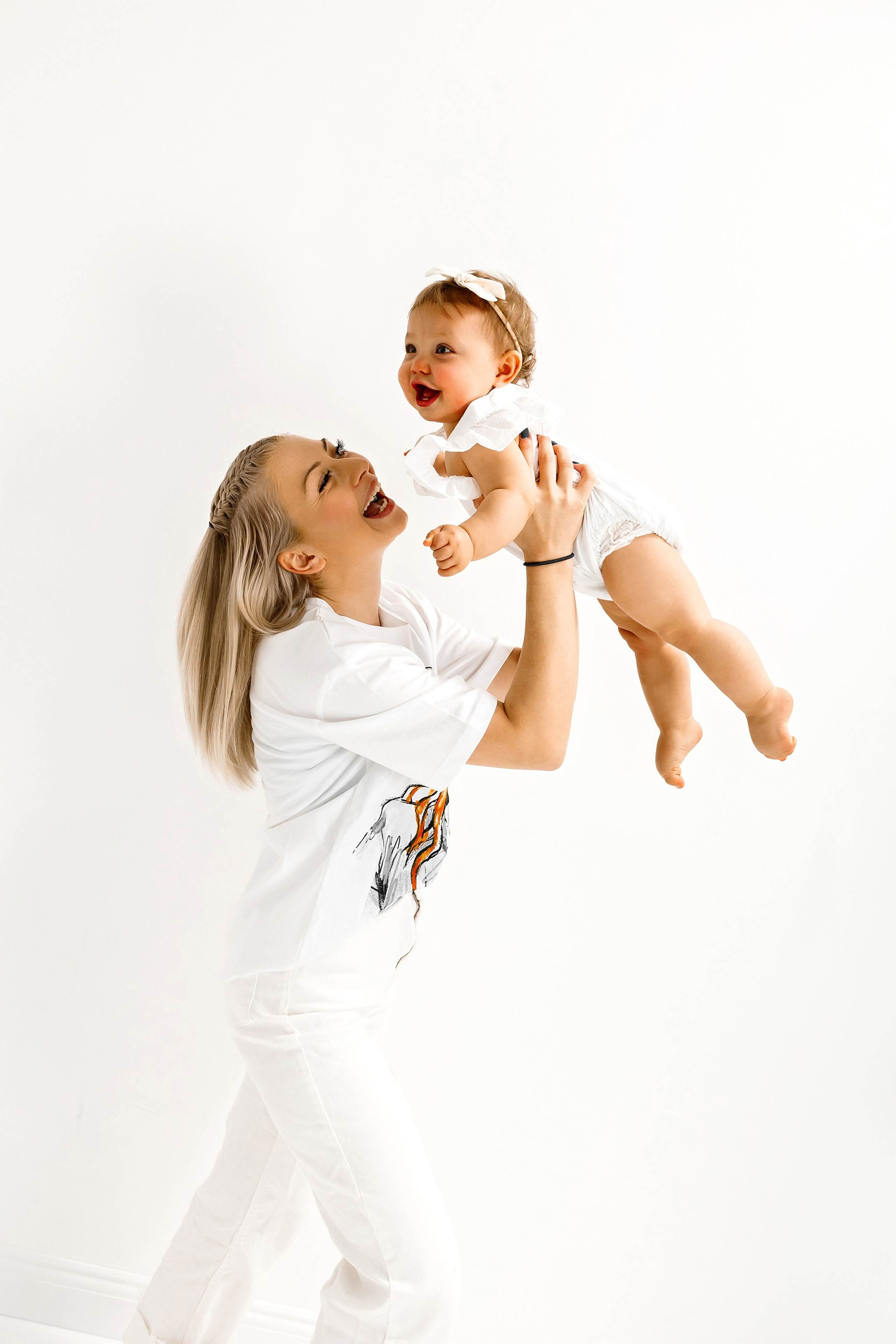 Фотосесия за първа годинка. Фотограф Ирина Йотова