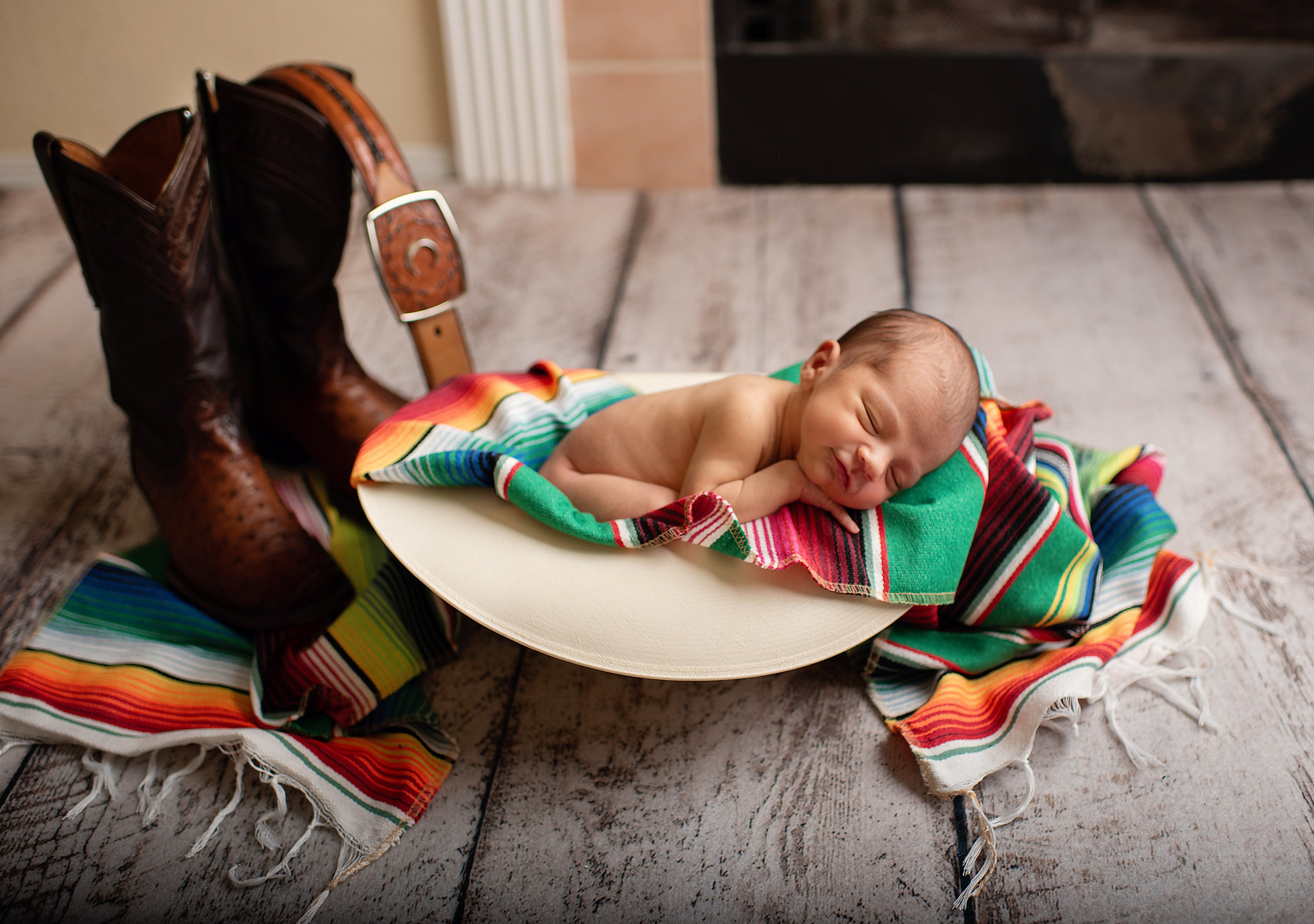 Mr Kolya. Newborn, pregnancy, family photographer in New Jersey