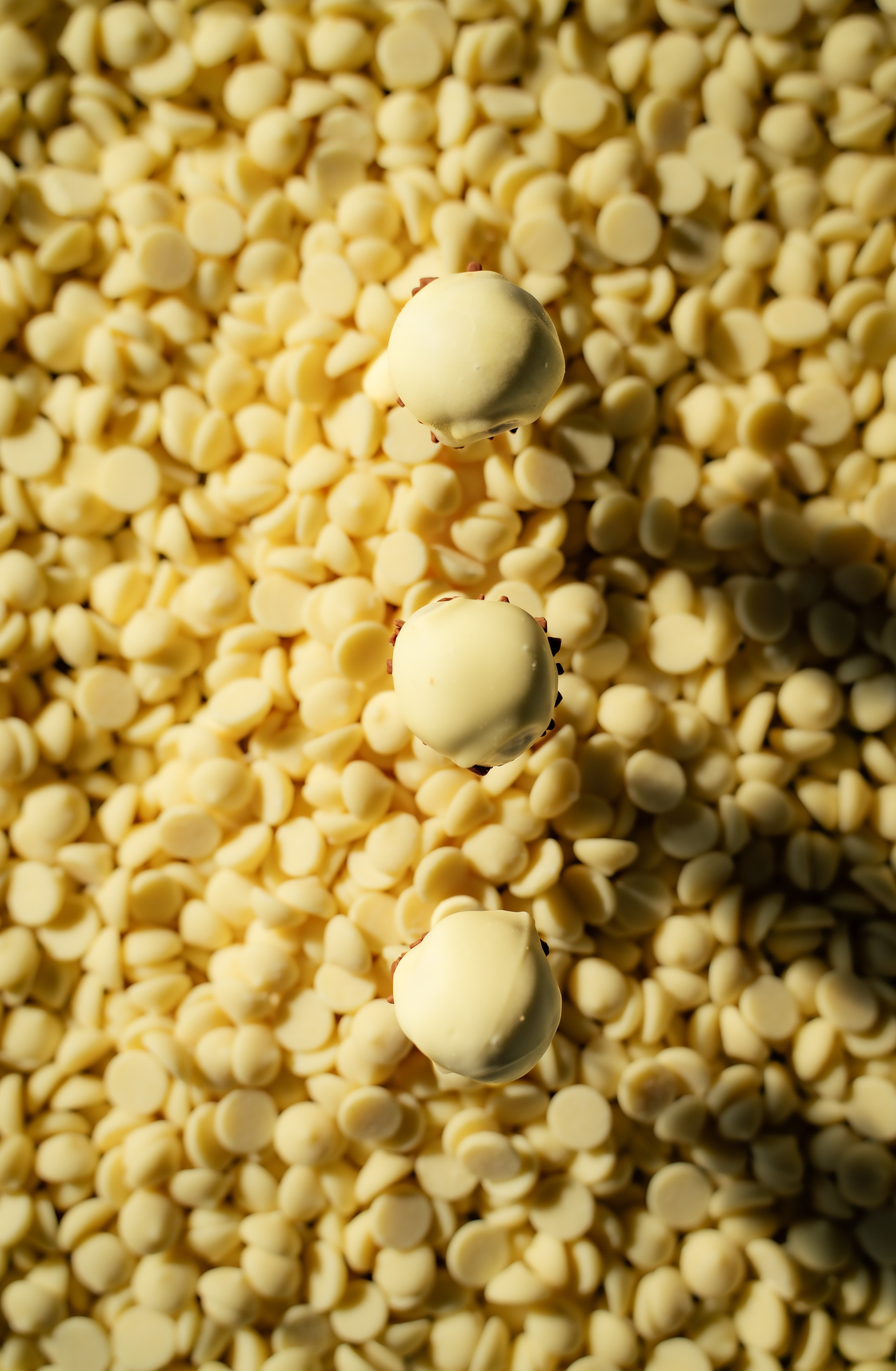 ΧΑΛΒΑΔΟΜΠΟΥΚΙΕΣ ΜΕ ΚΟΥΒΕΡΤΟΥΡΑ ΛΕΥΚΗ CALLEBAUT