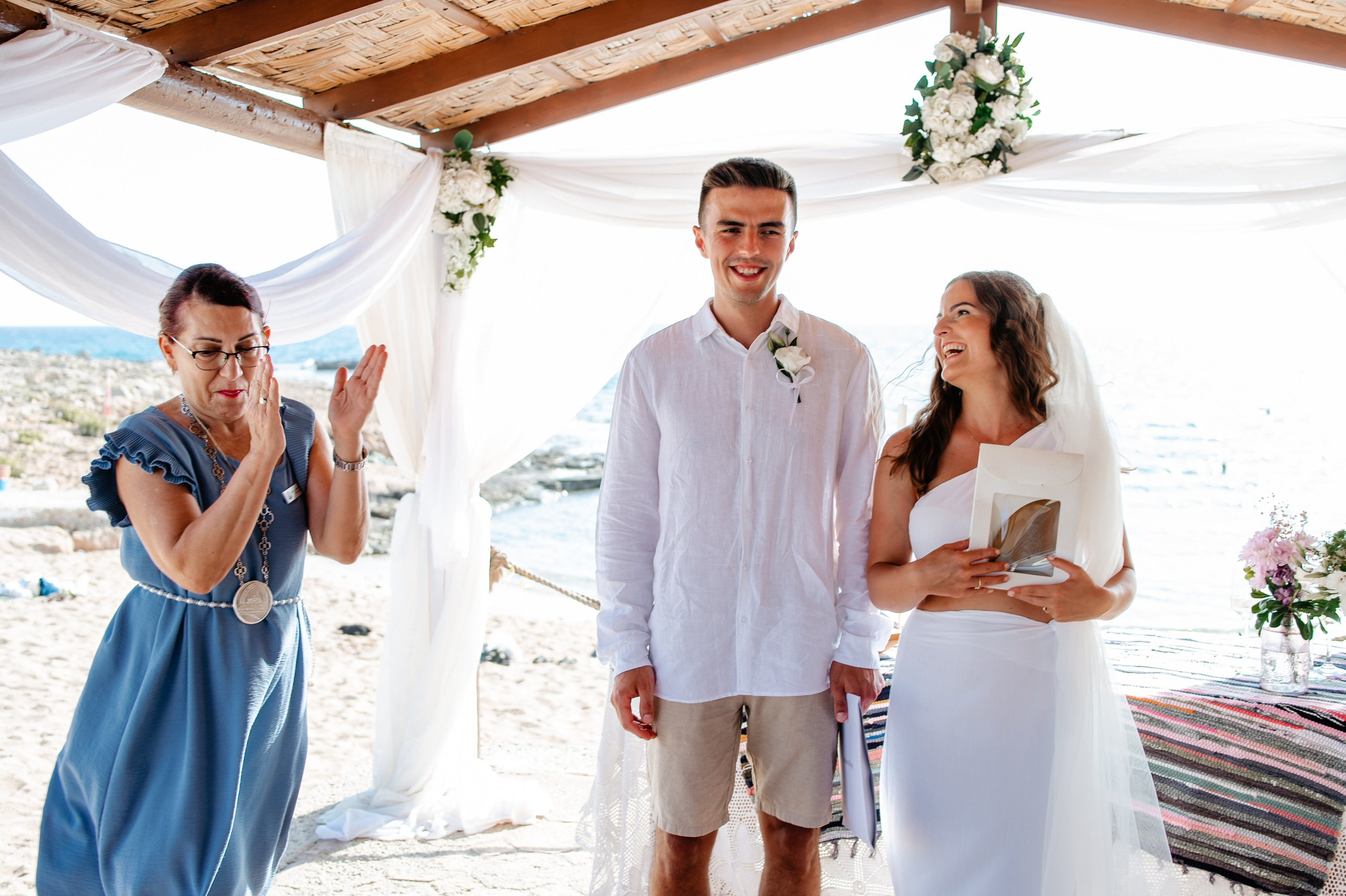Beach ceremony. AdrianOltean.wfolio.pro