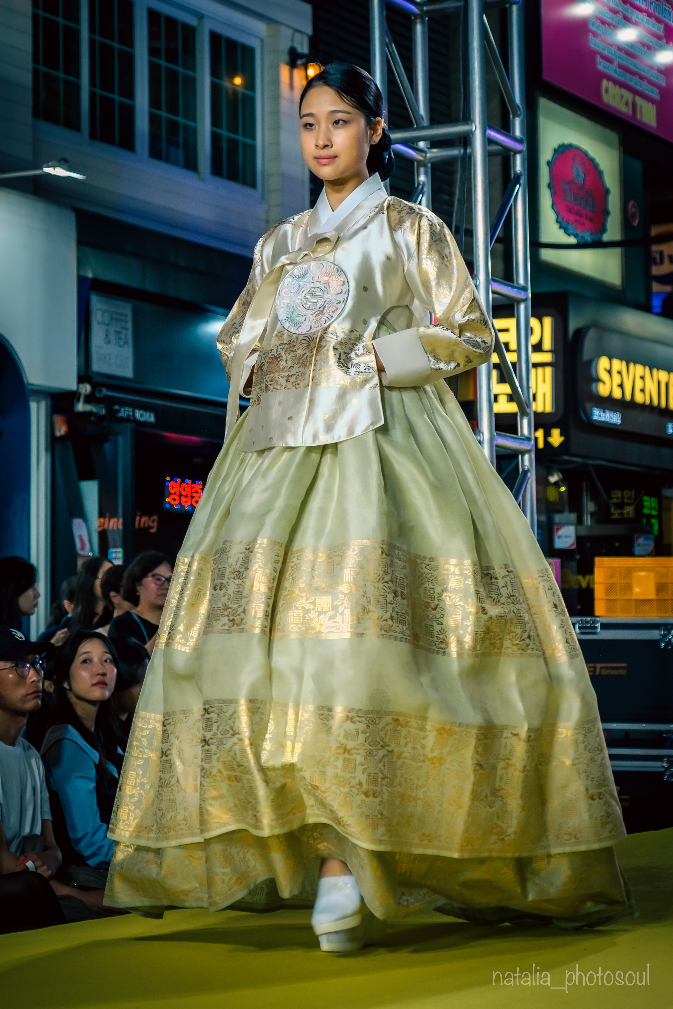 SYKHYUN HANBOK. Photographer in Seoul Dobrokvashina Natalya