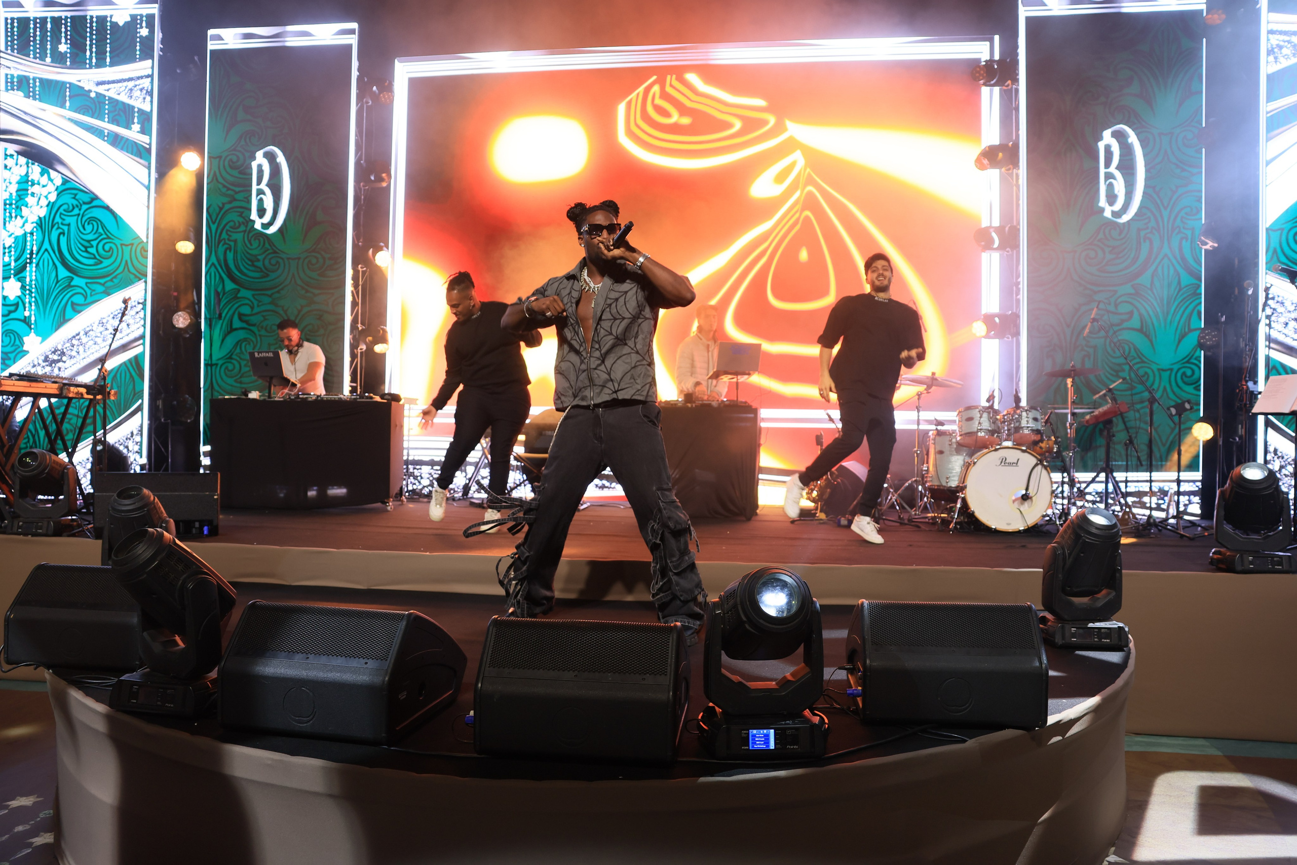 DANIEL. Фотографы на свадьбы и мероприятия Студия «Шалом»