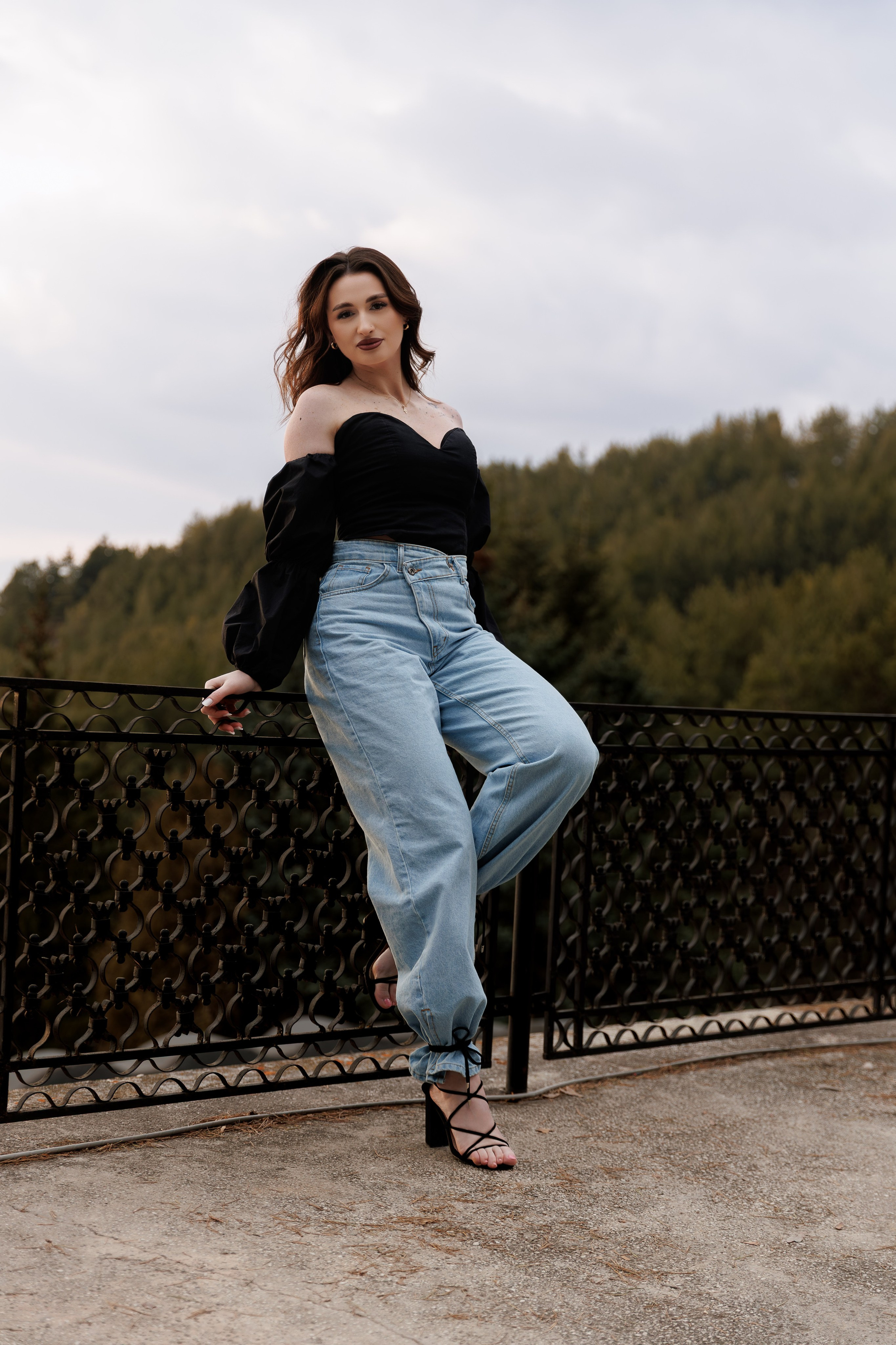 Cristina - Photoshoot - Mausoleul Mateiaș. Fotograf Profesionist Pitesti-Bucuresti| Mircea Seinea